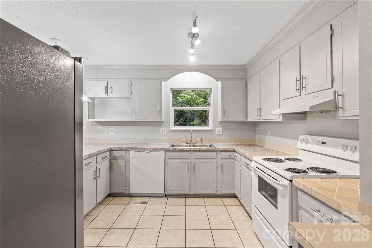 7301 Park Vista Circle — Charlotte