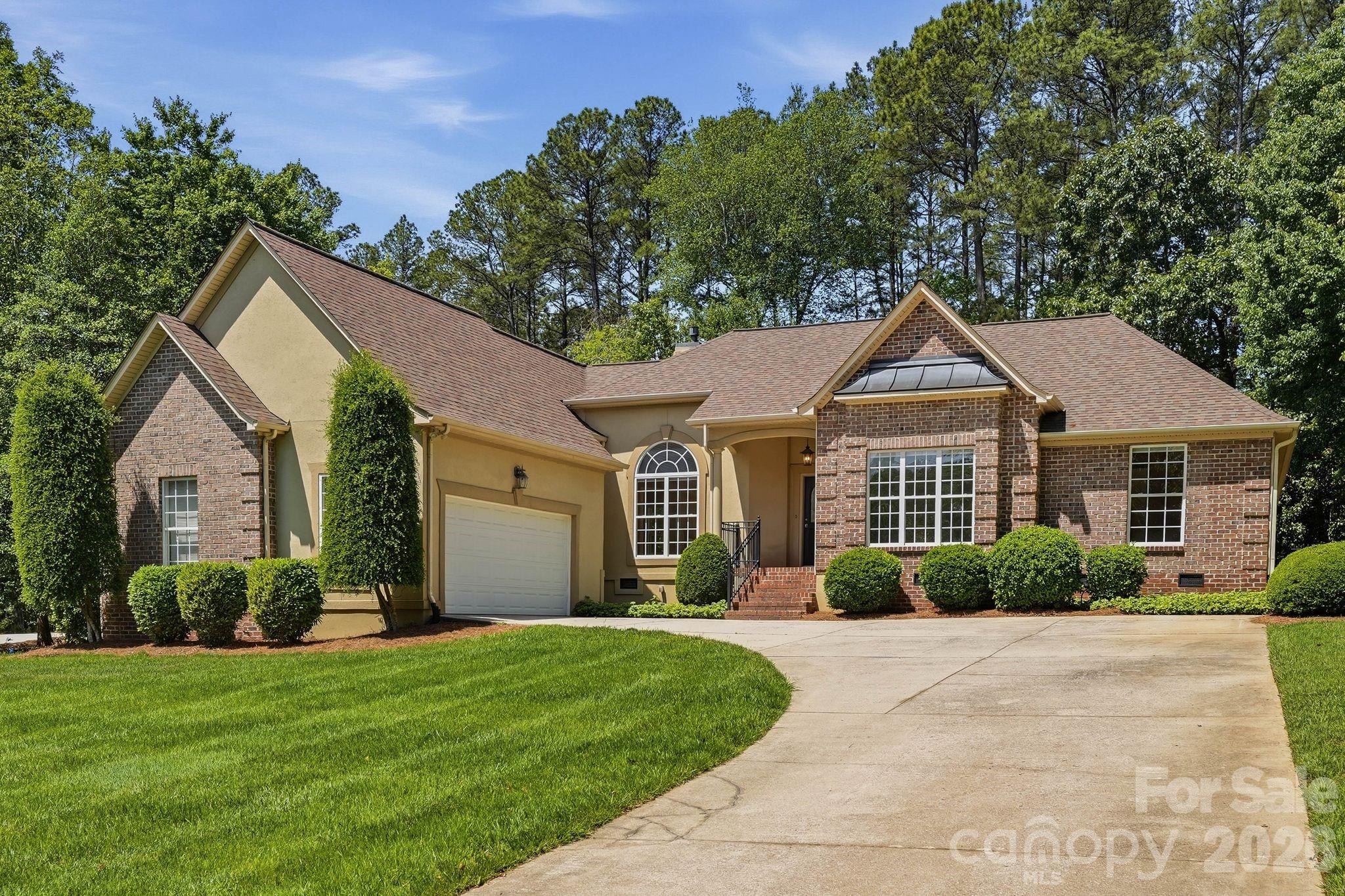 2605 Penngate Drive — Sherrills Ford