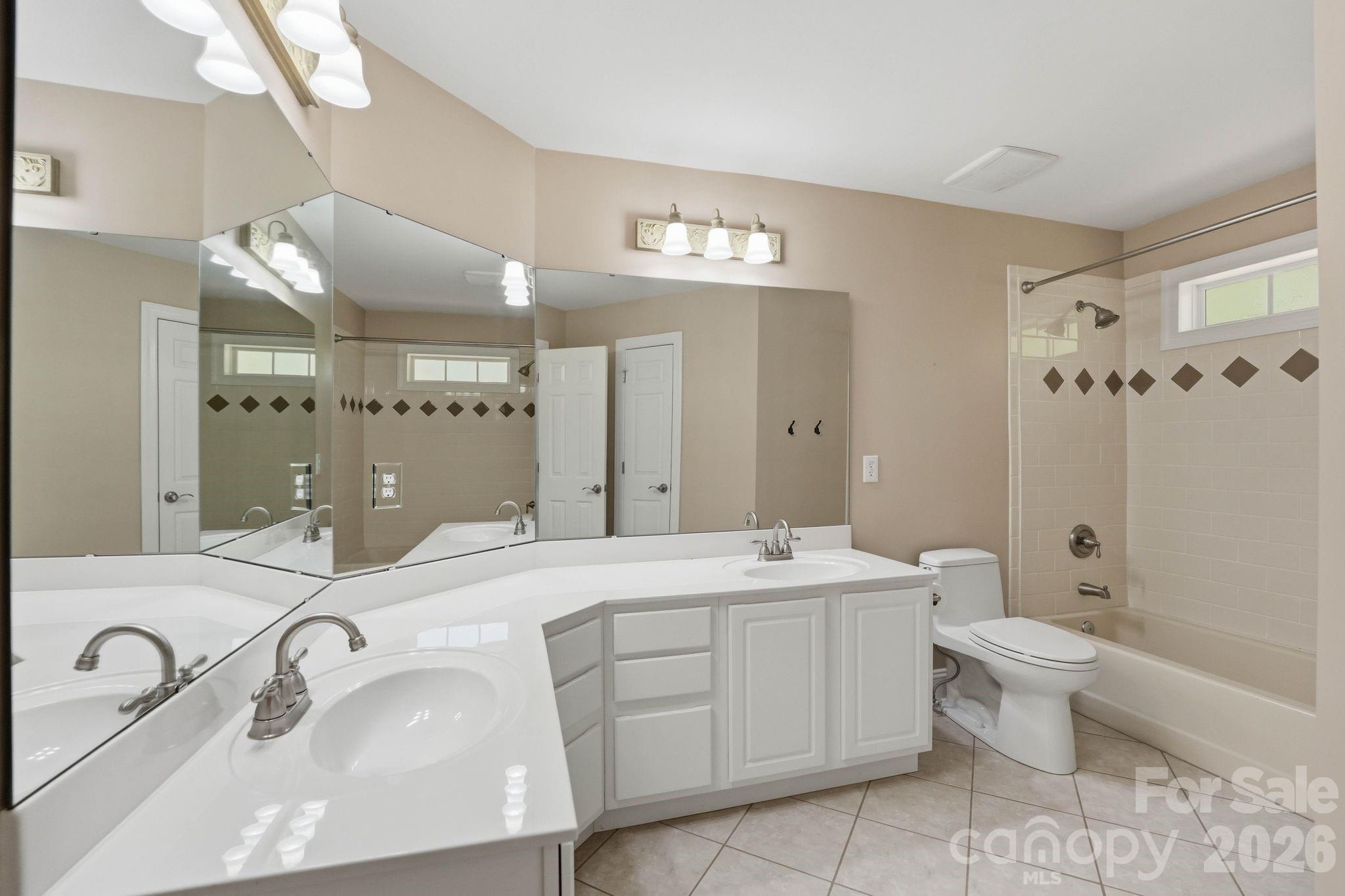2605 Penngate Drive — Sherrills Ford