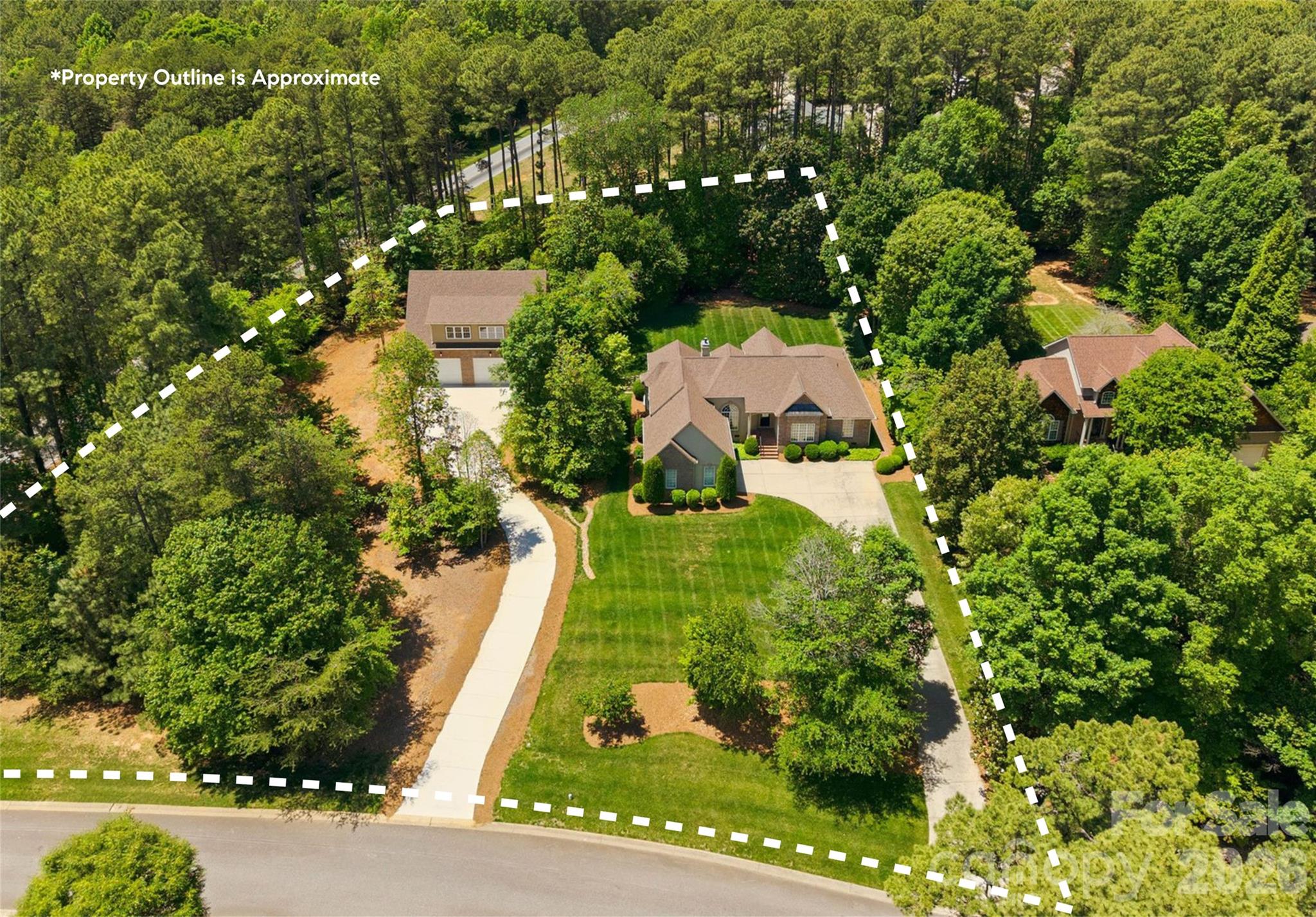 2605 Penngate Drive — Sherrills Ford