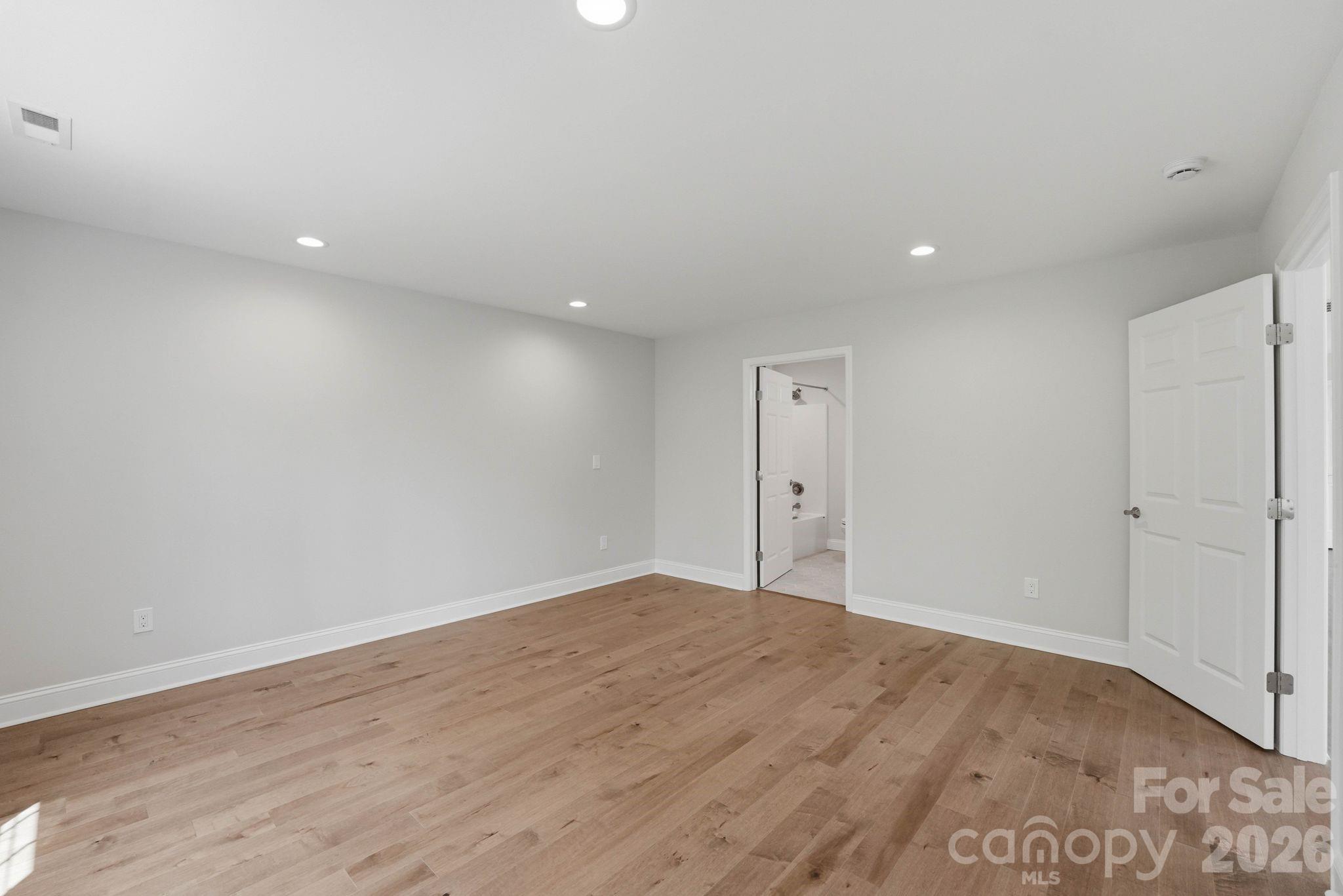 2605 Penngate Drive — Sherrills Ford