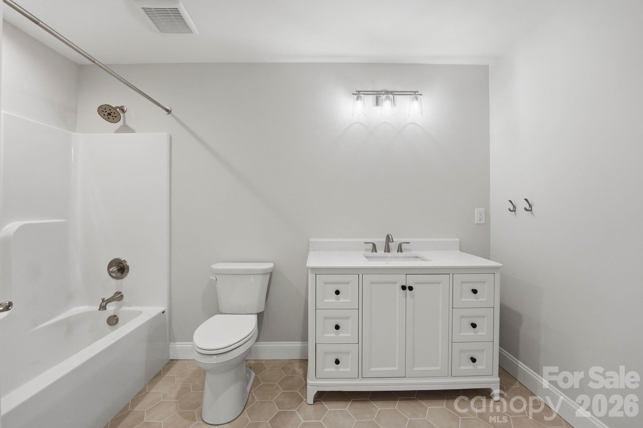 2605 Penngate Drive — Sherrills Ford
