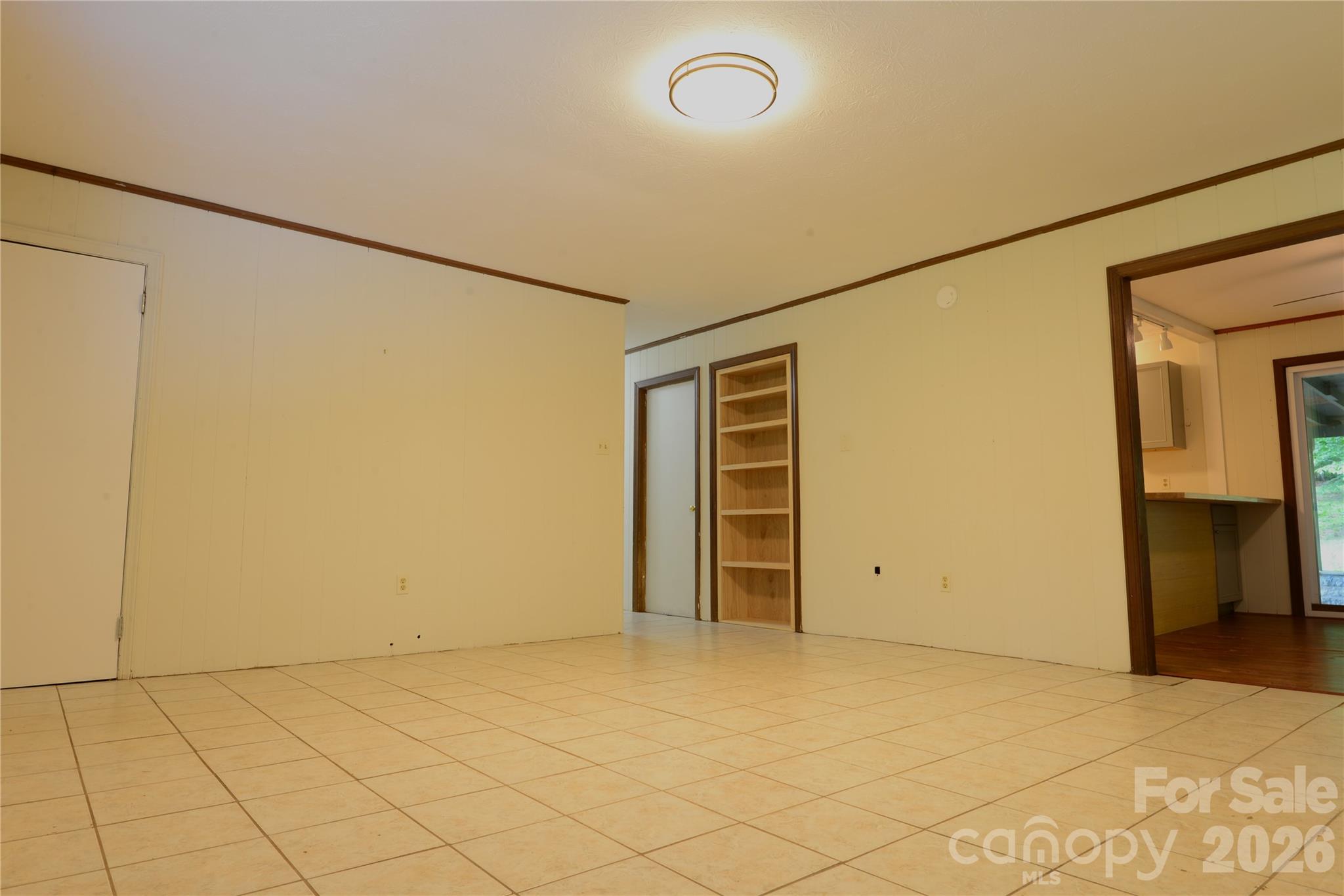 24 Sarabec Hill Road — Black Mountain