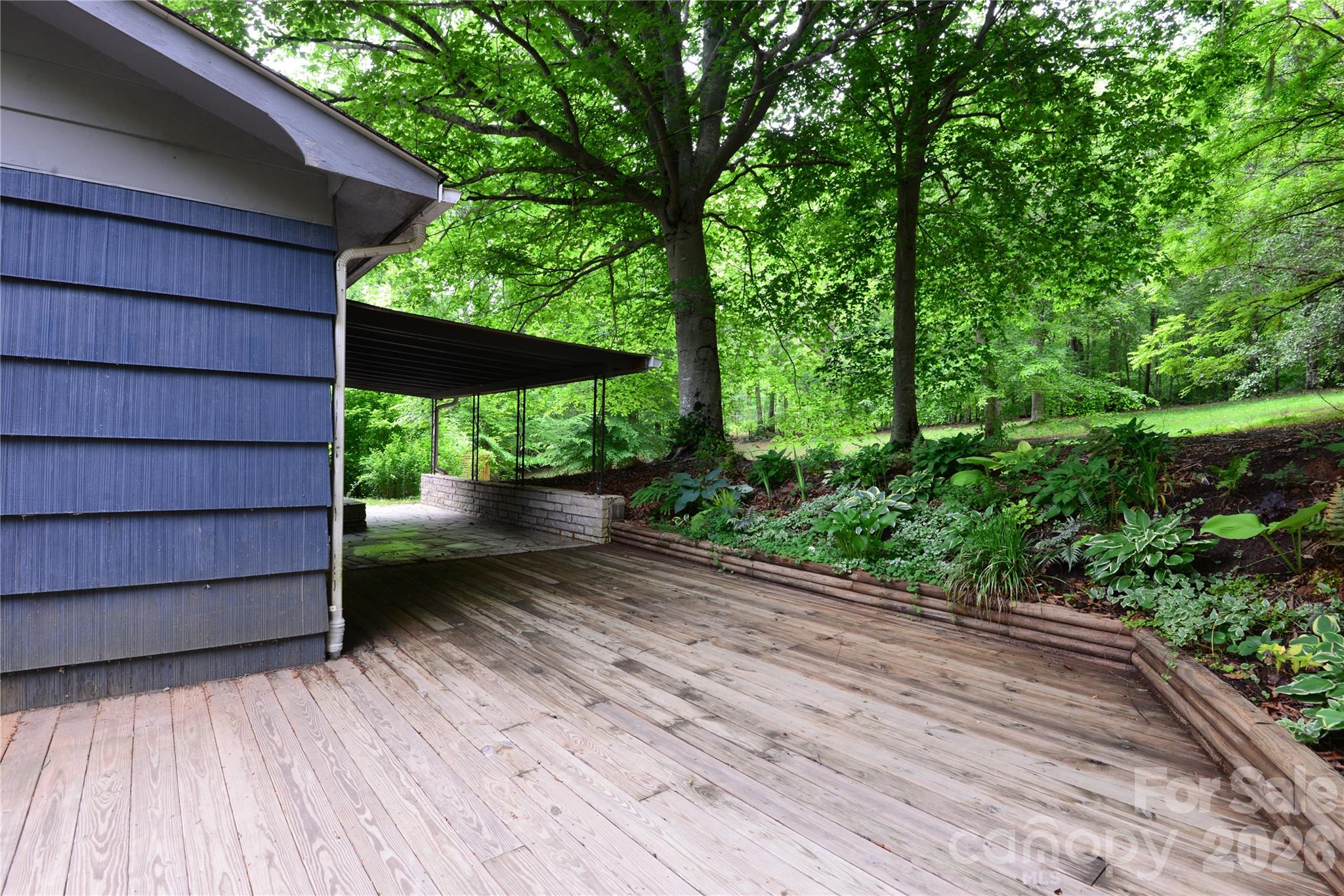 24 Sarabec Hill Road — Black Mountain