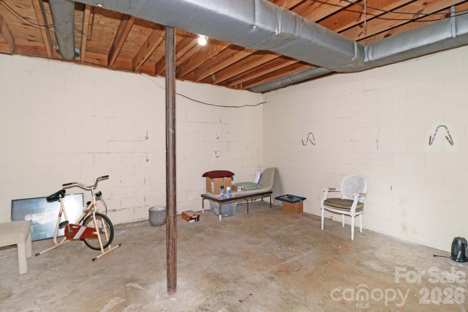 4723 Old Mountain Road — Stony Point