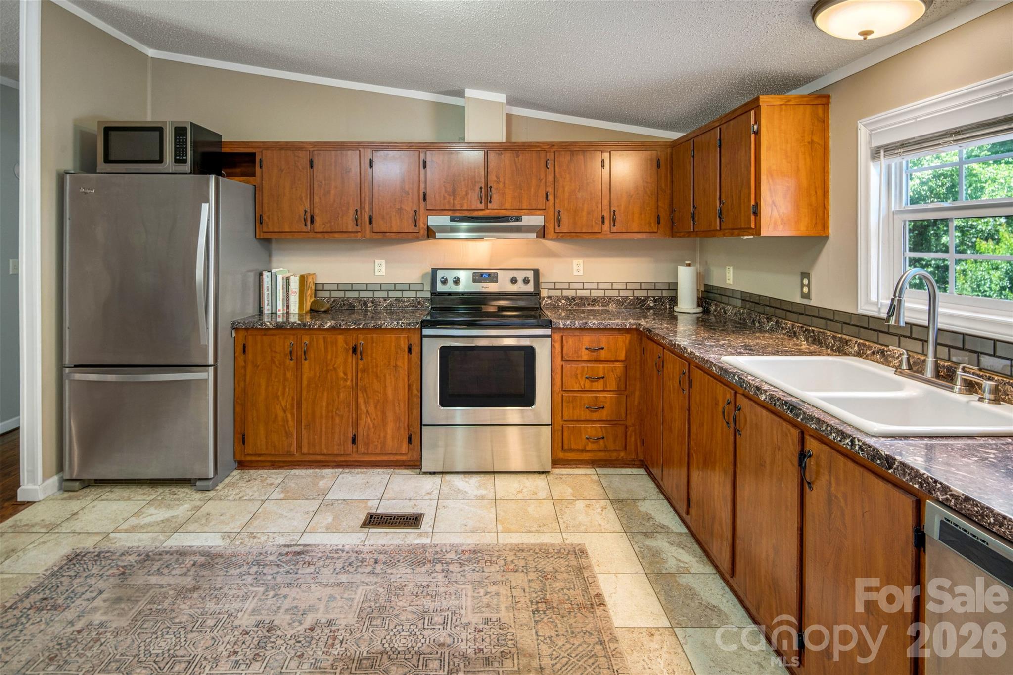 435 McMinn Road — Hendersonville