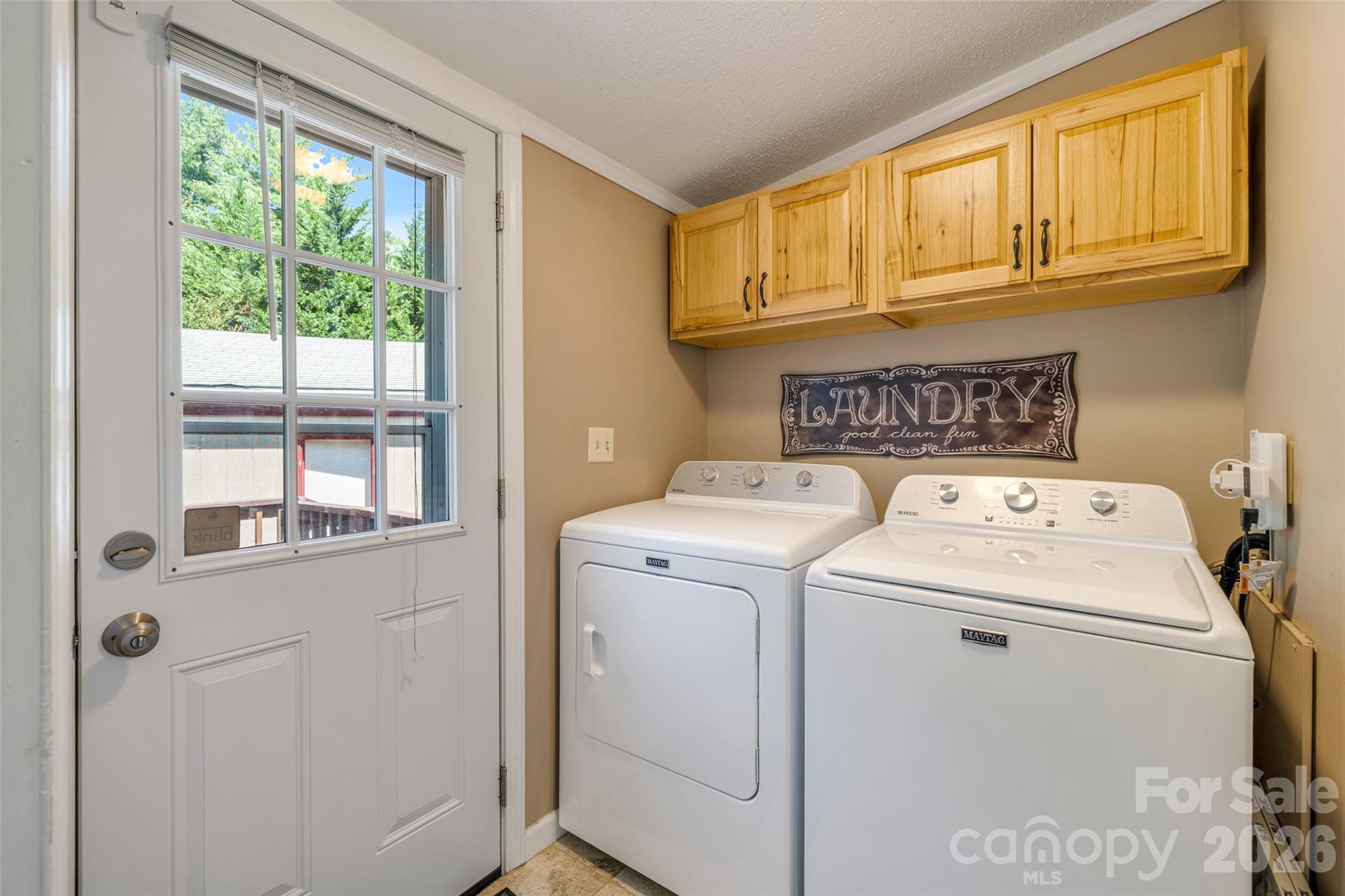 435 McMinn Road — Hendersonville