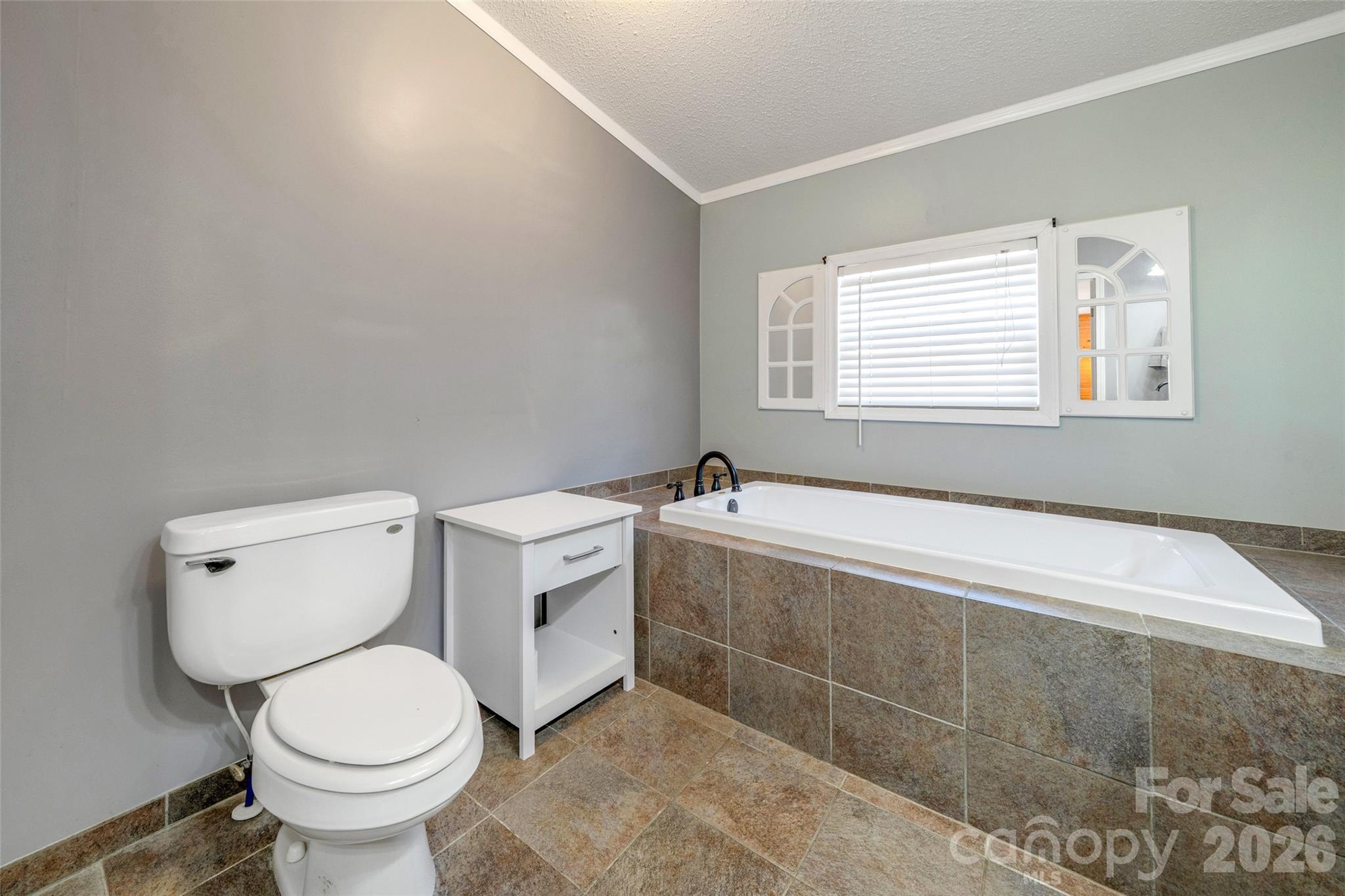 435 McMinn Road — Hendersonville