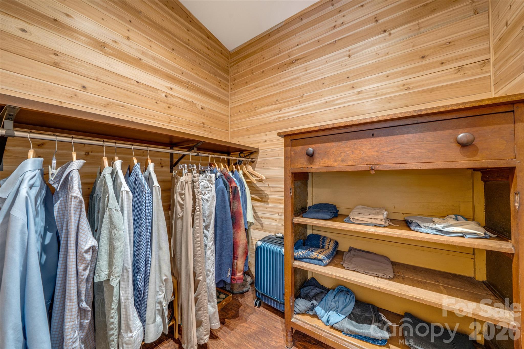 435 McMinn Road — Hendersonville