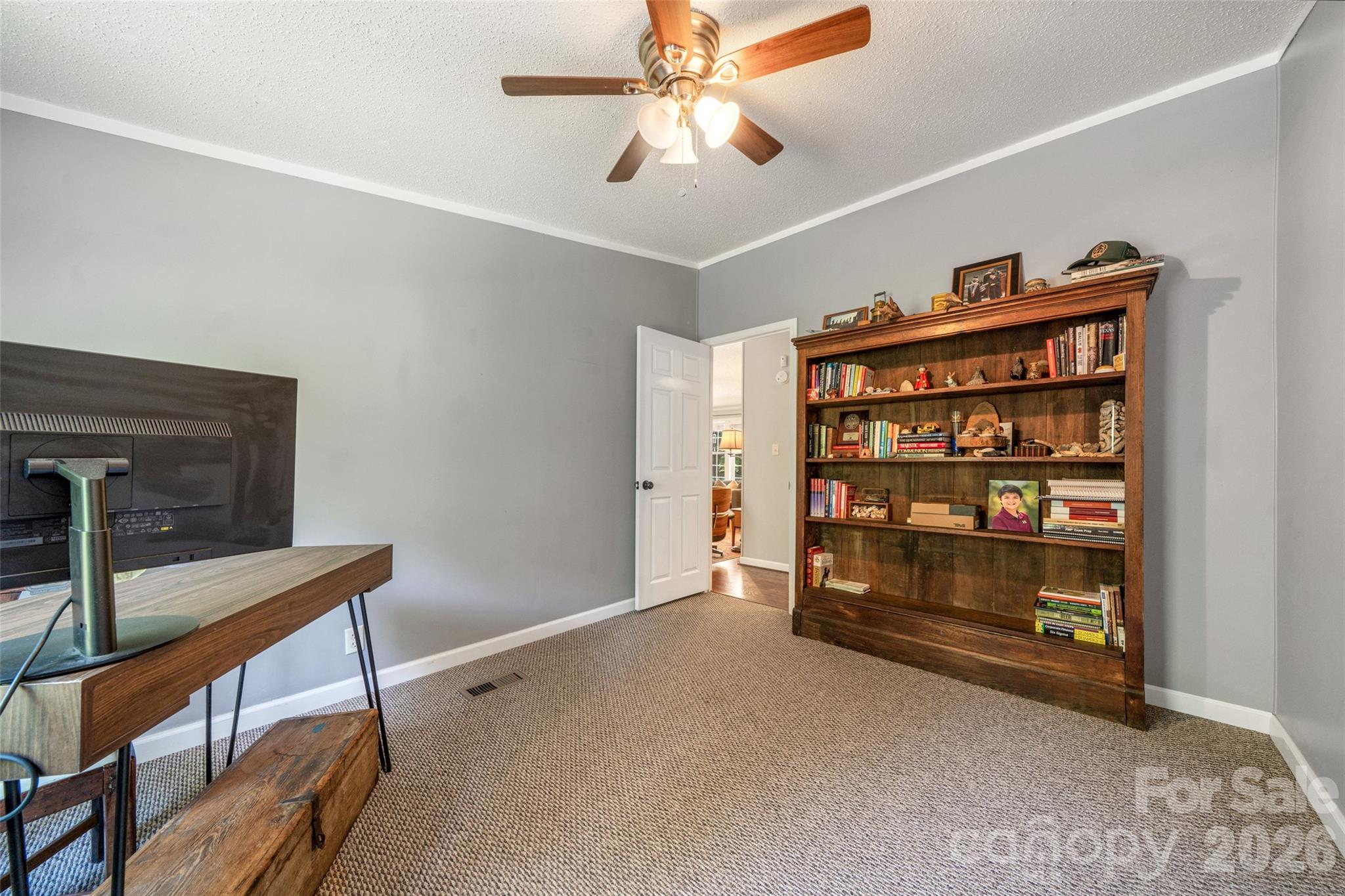 435 McMinn Road — Hendersonville
