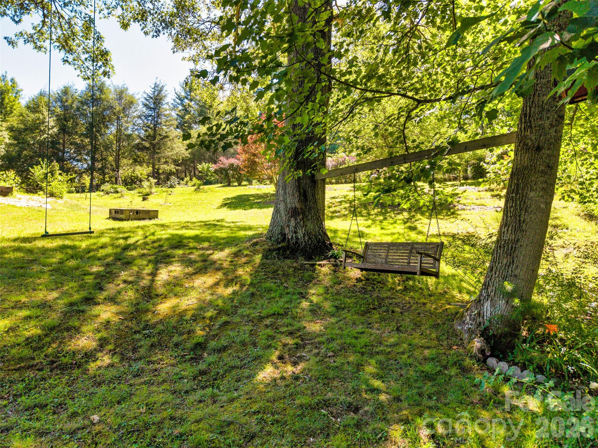 435 McMinn Road — Hendersonville