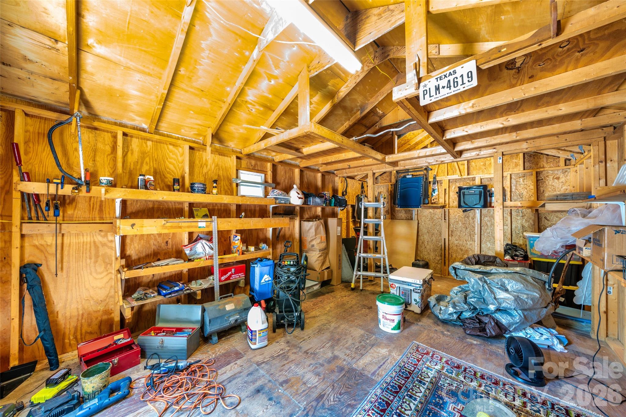 435 McMinn Road — Hendersonville