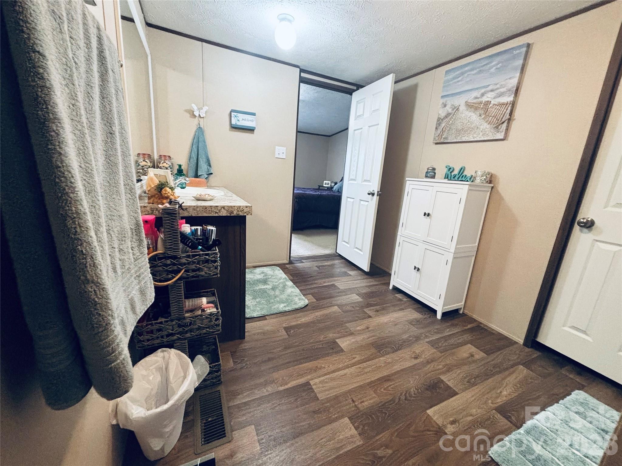3512 Meldonna Drive — Maiden