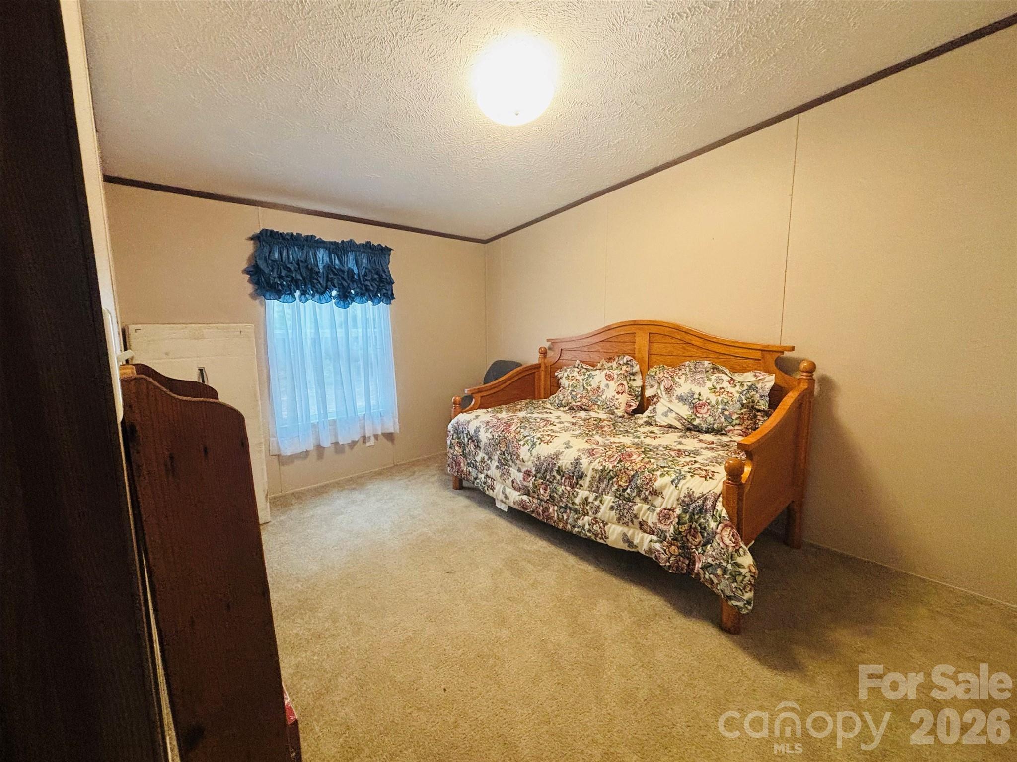 3512 Meldonna Drive — Maiden