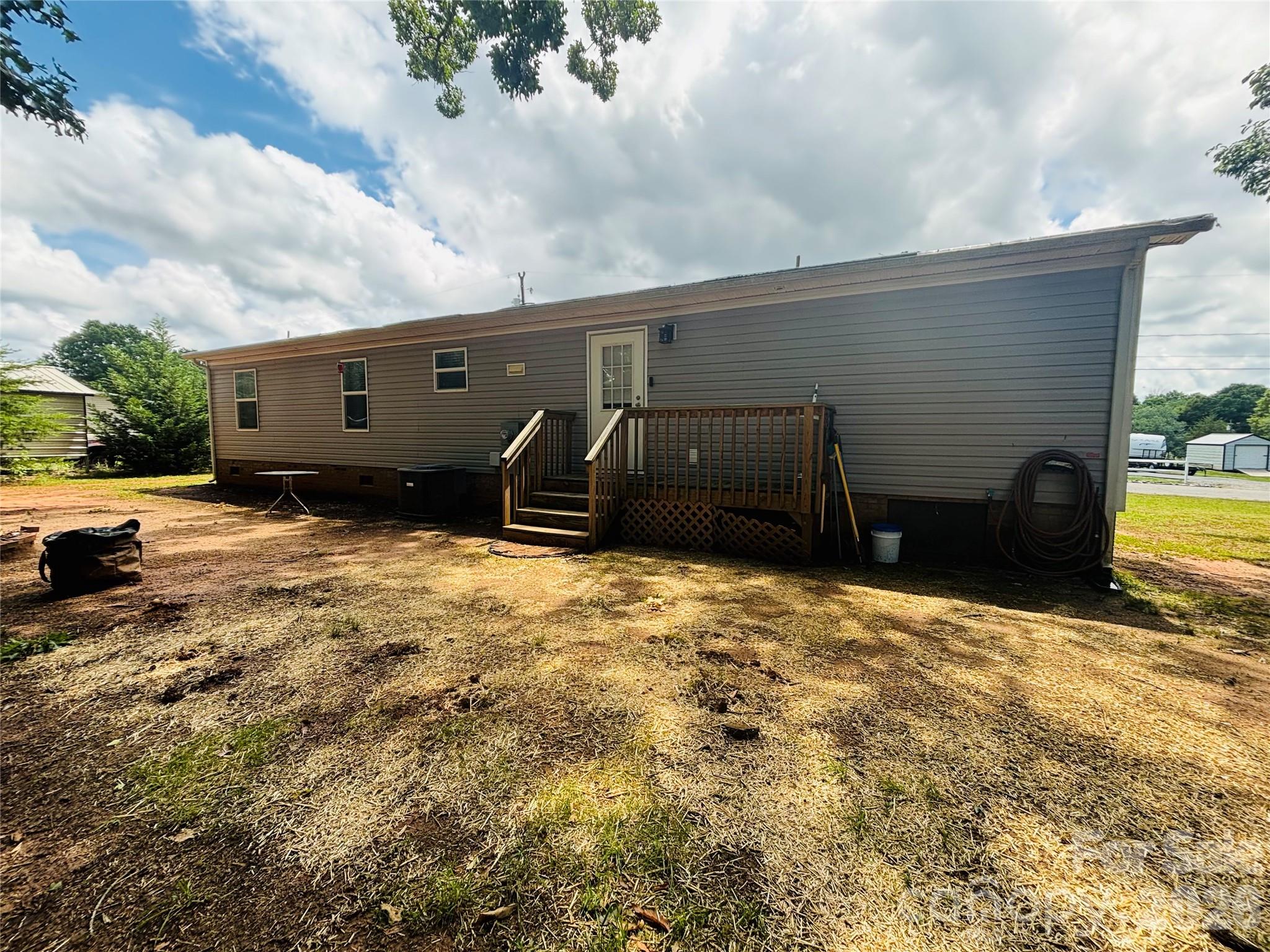3512 Meldonna Drive — Maiden
