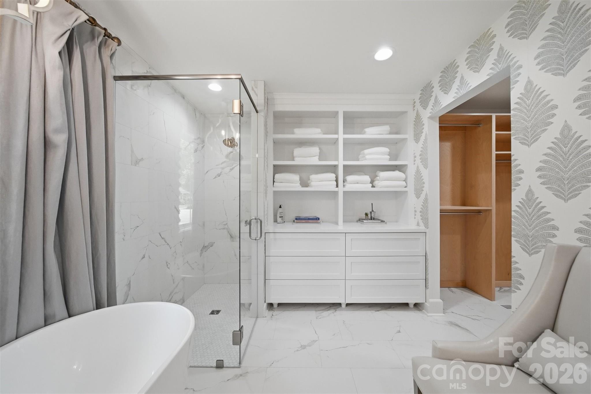902 N Ashe Avenue — Newton