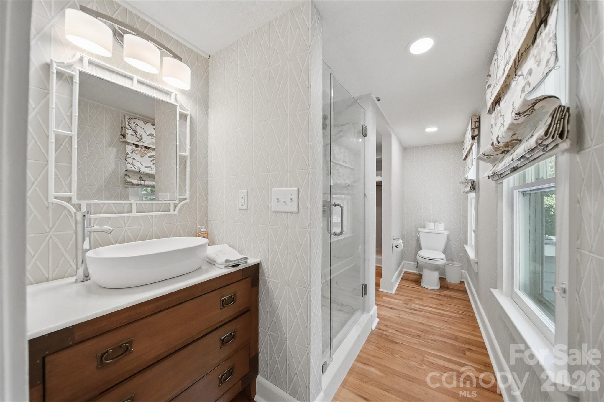 902 N Ashe Avenue — Newton