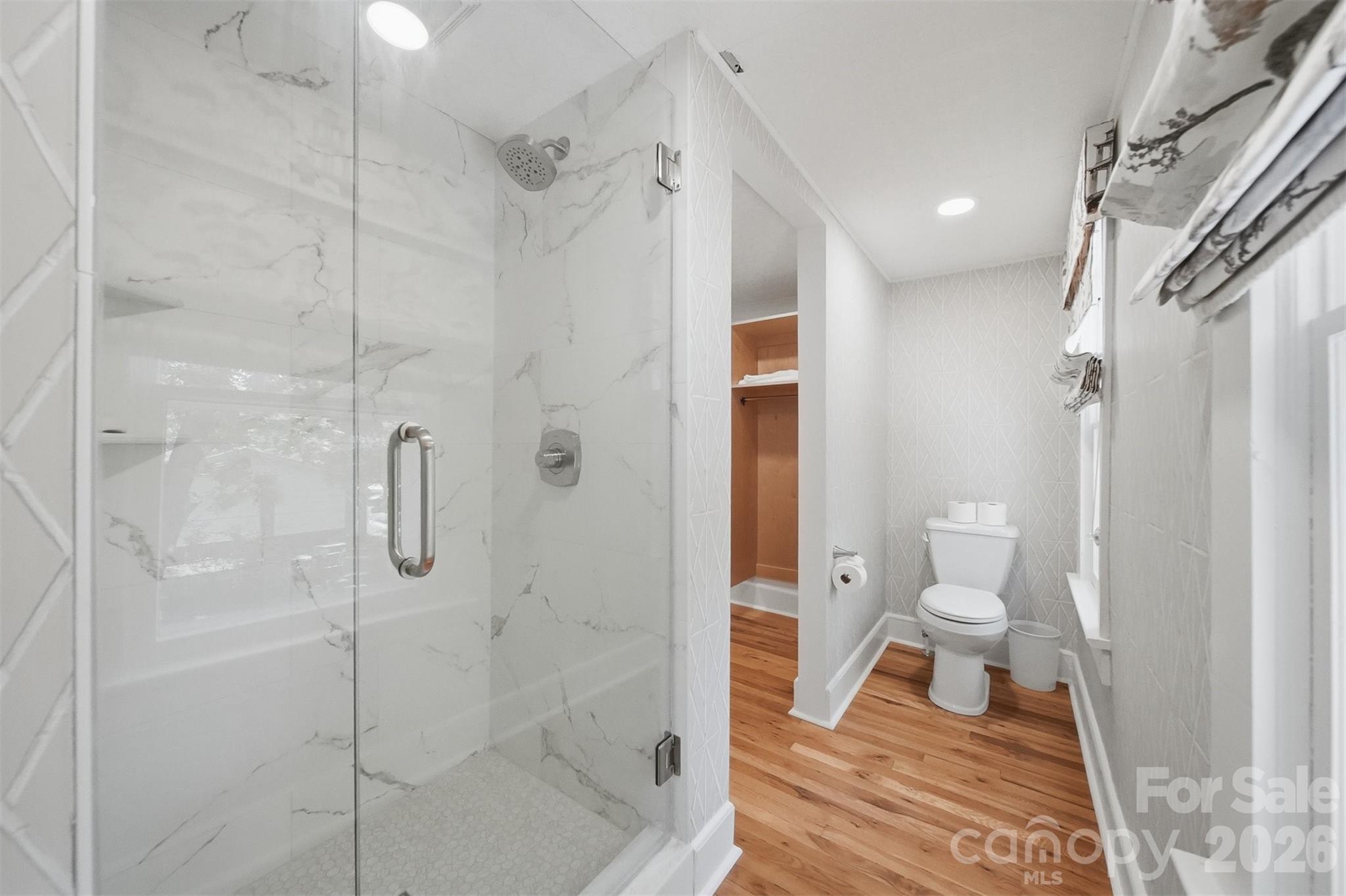 902 N Ashe Avenue — Newton