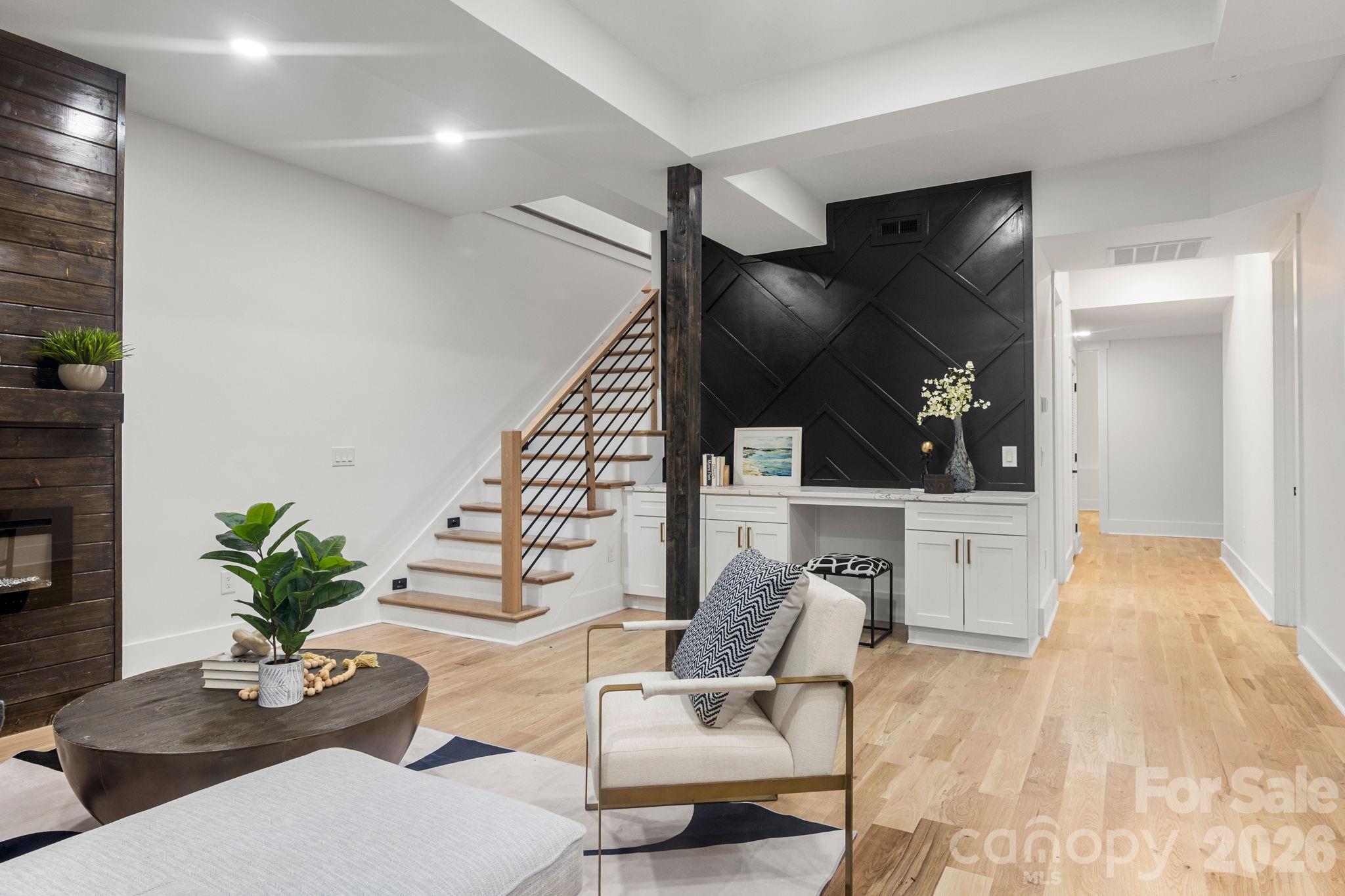809 Crater Street — Charlotte