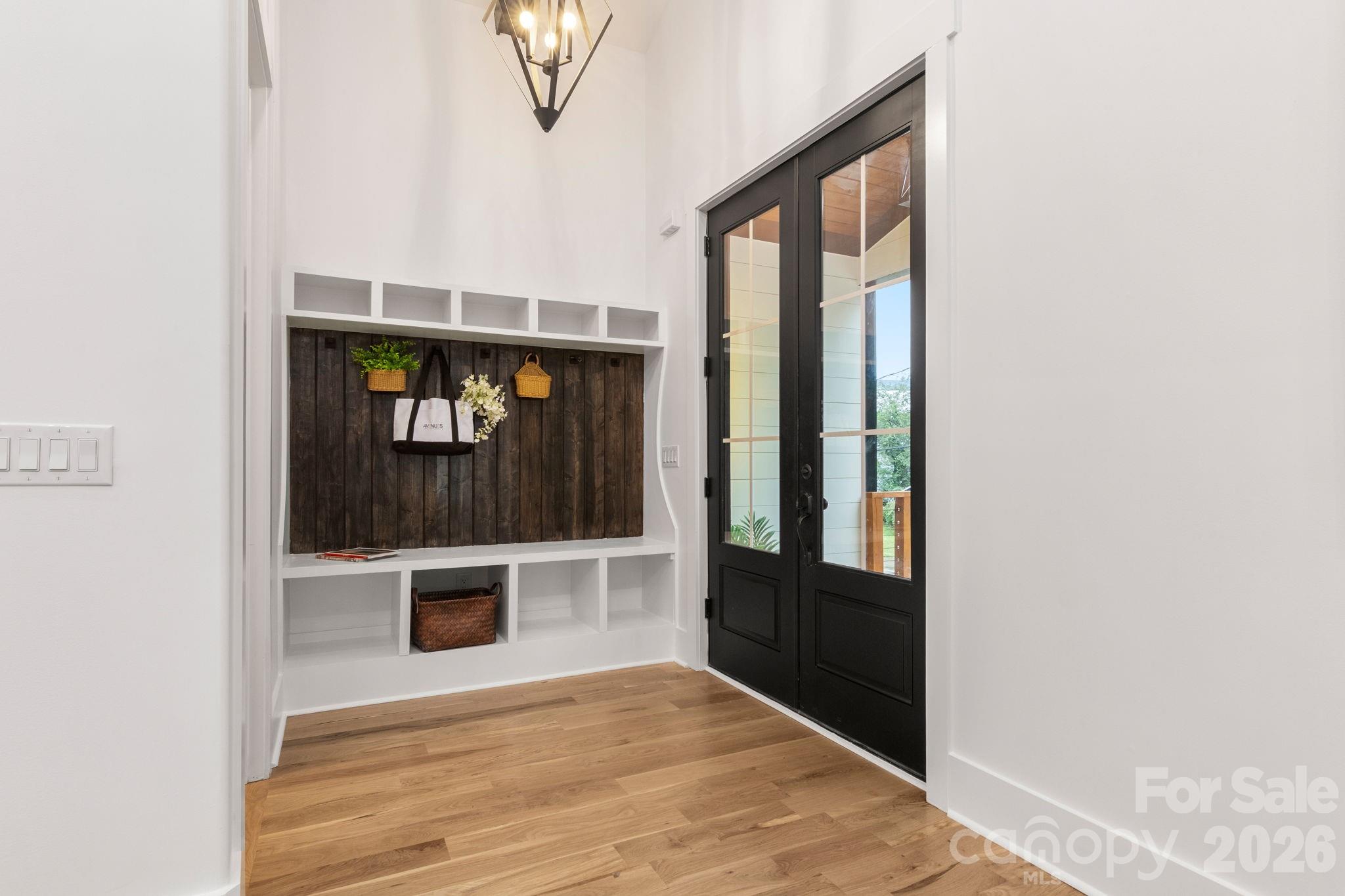 809 Crater Street — Charlotte