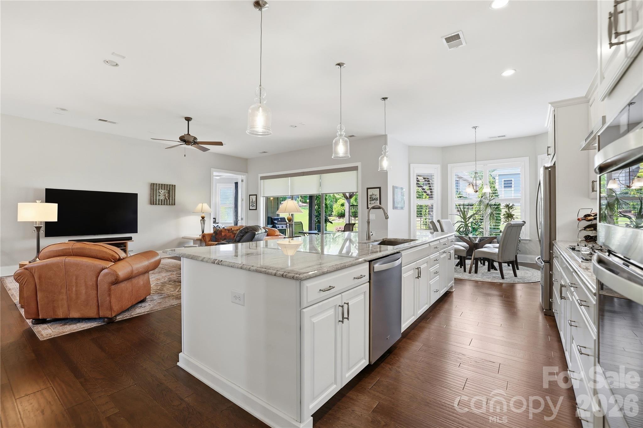 12014 Cove Court — Charlotte