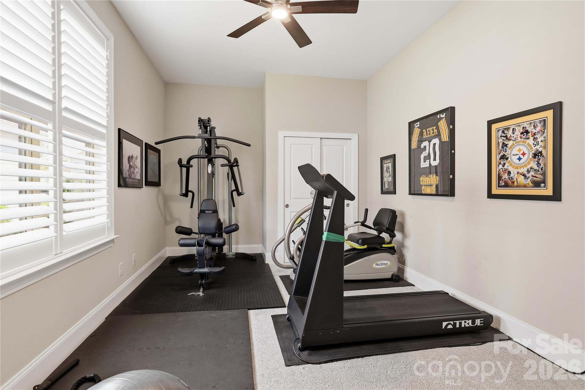 12014 Cove Court — Charlotte
