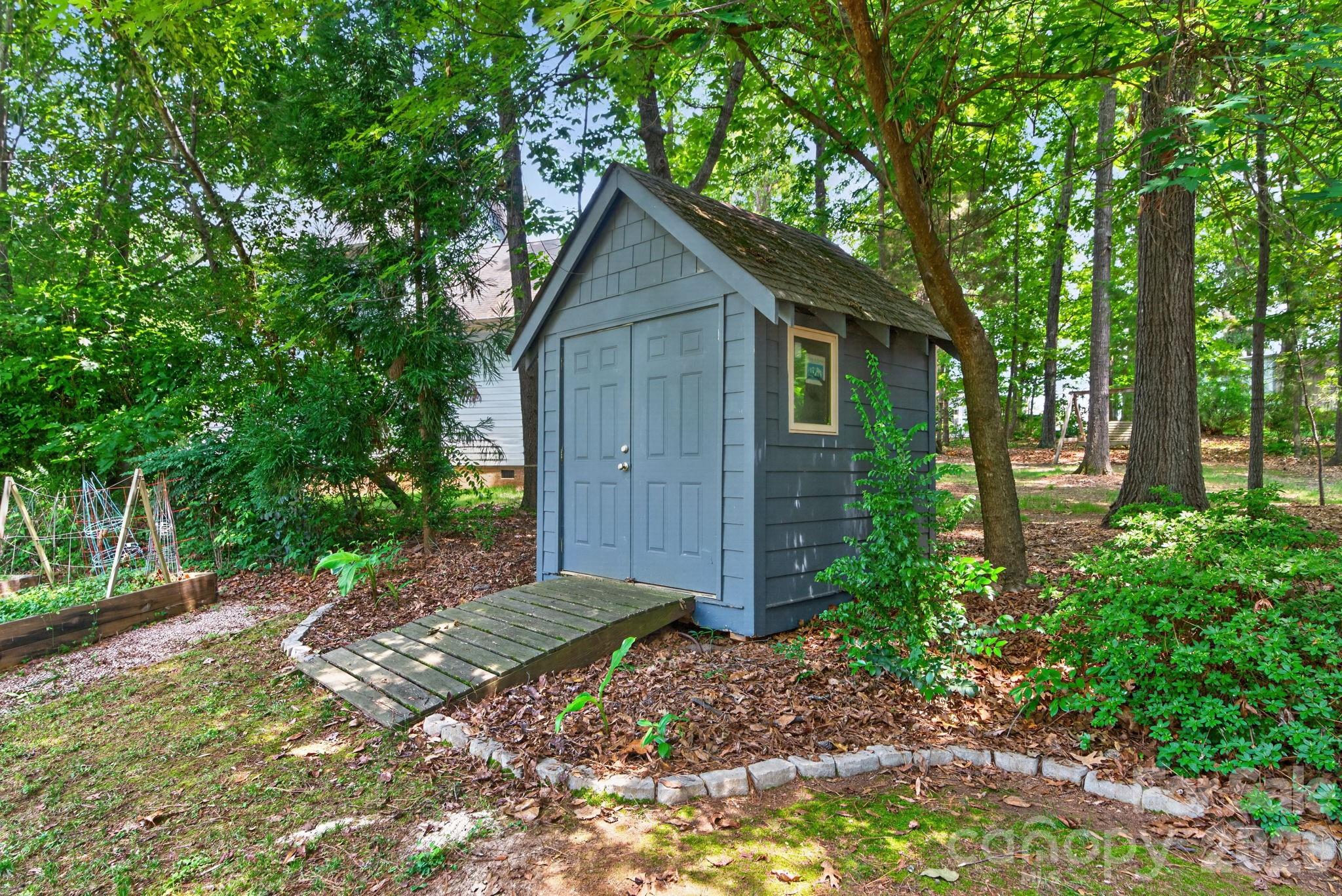 21313 Island Forest Drive — Cornelius