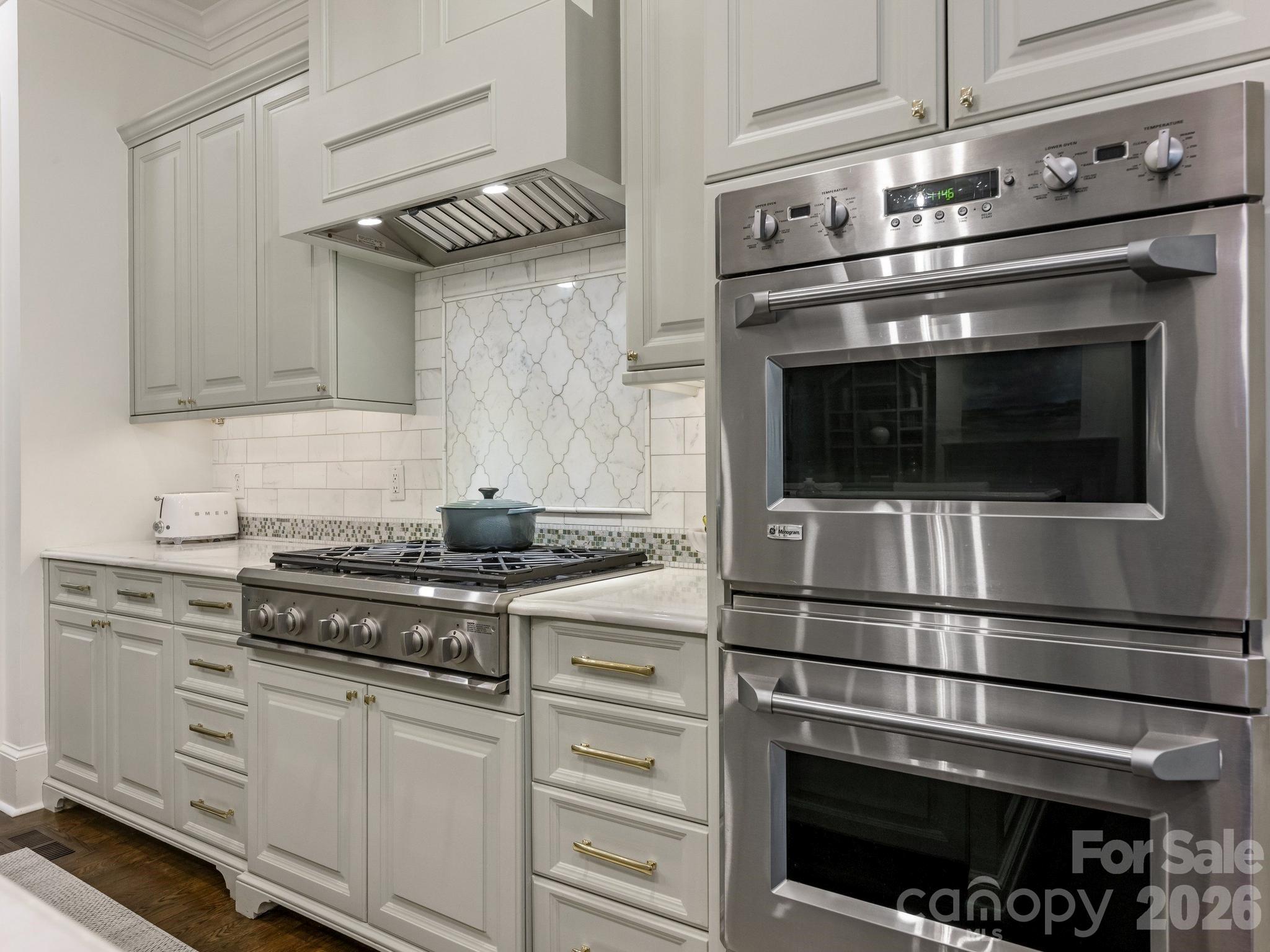 2946 Wheelock Road — Charlotte
