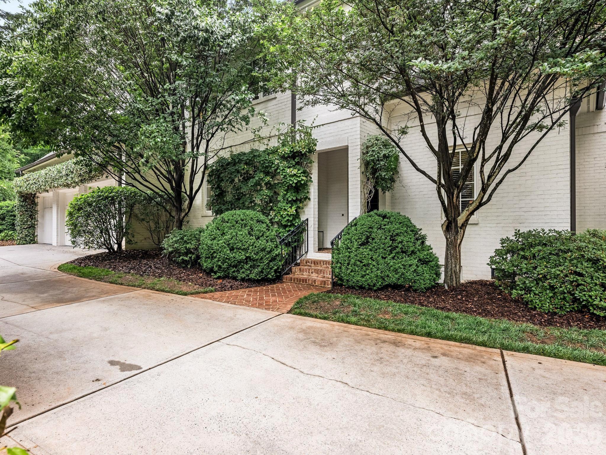 2946 Wheelock Road — Charlotte