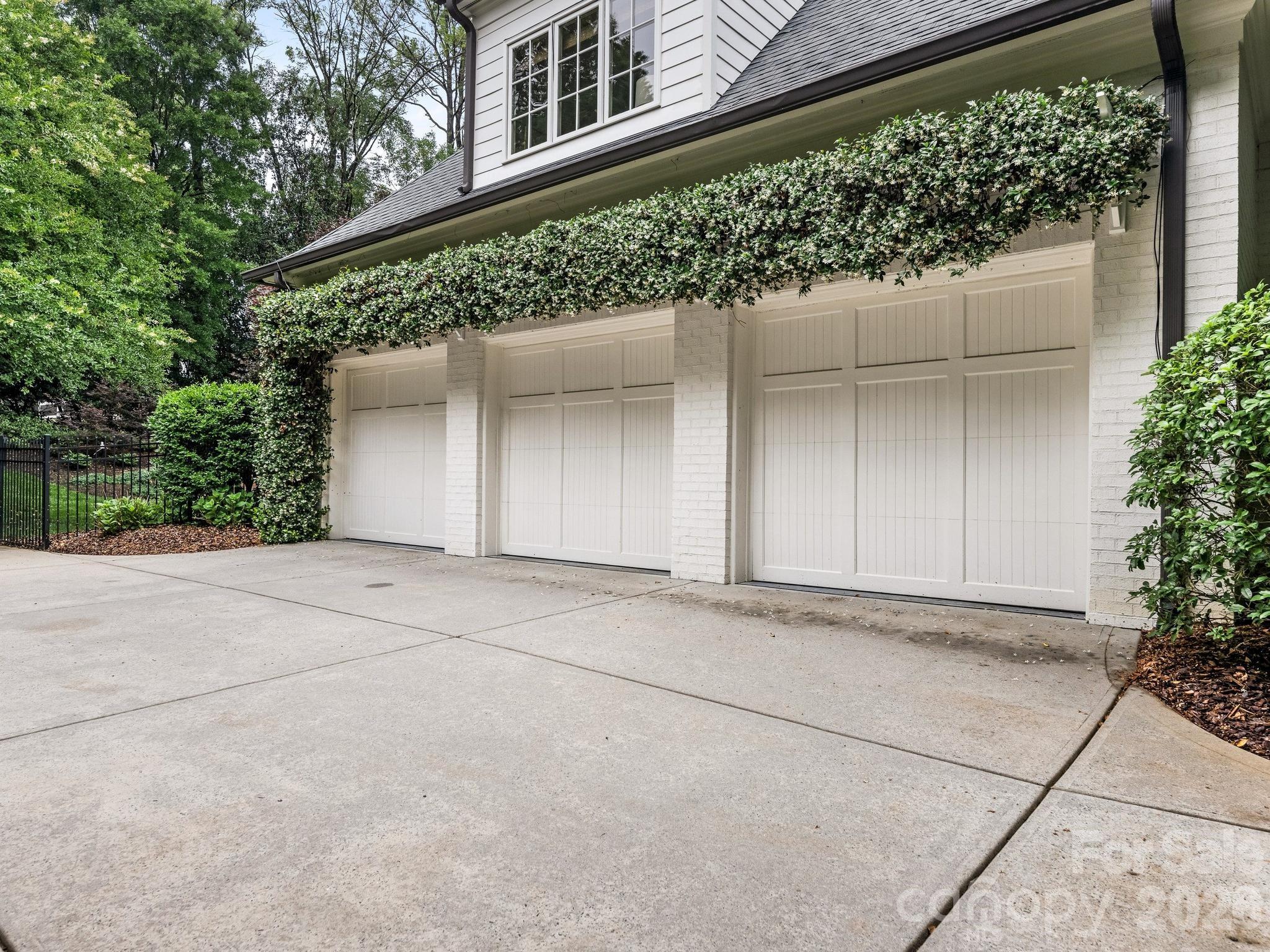 2946 Wheelock Road — Charlotte
