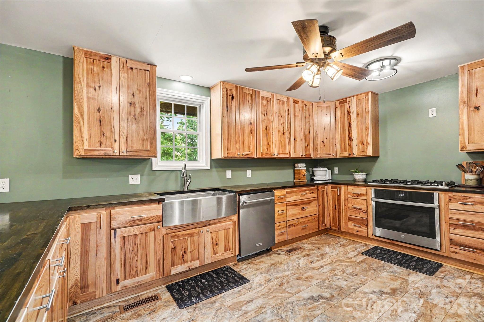 29440 Nelson Mountain Road — Albemarle