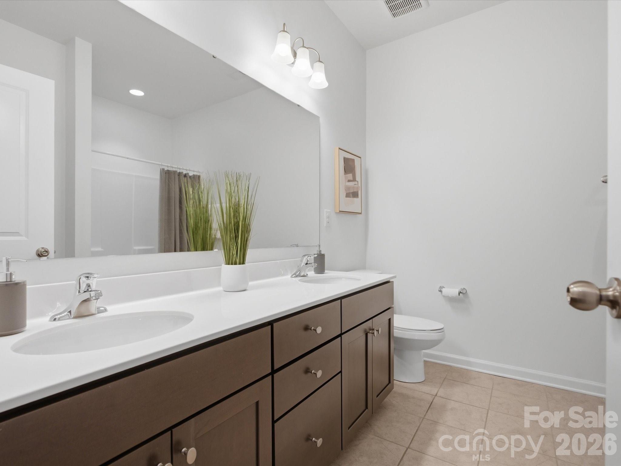 4017 Henshaw Road — Waxhaw
