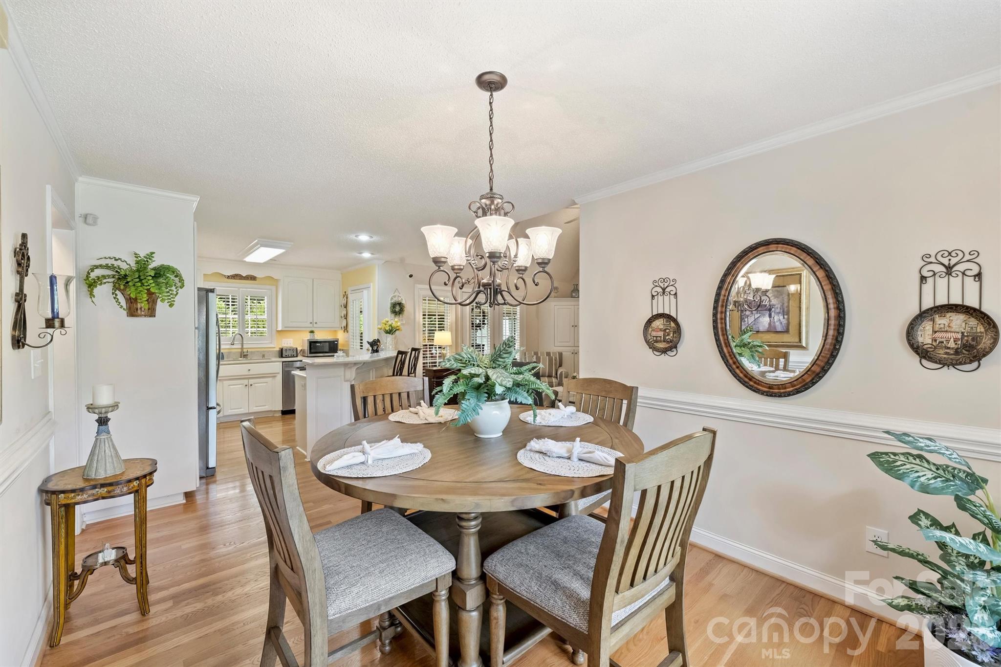 1302 Laurel Woods Drive — Gastonia