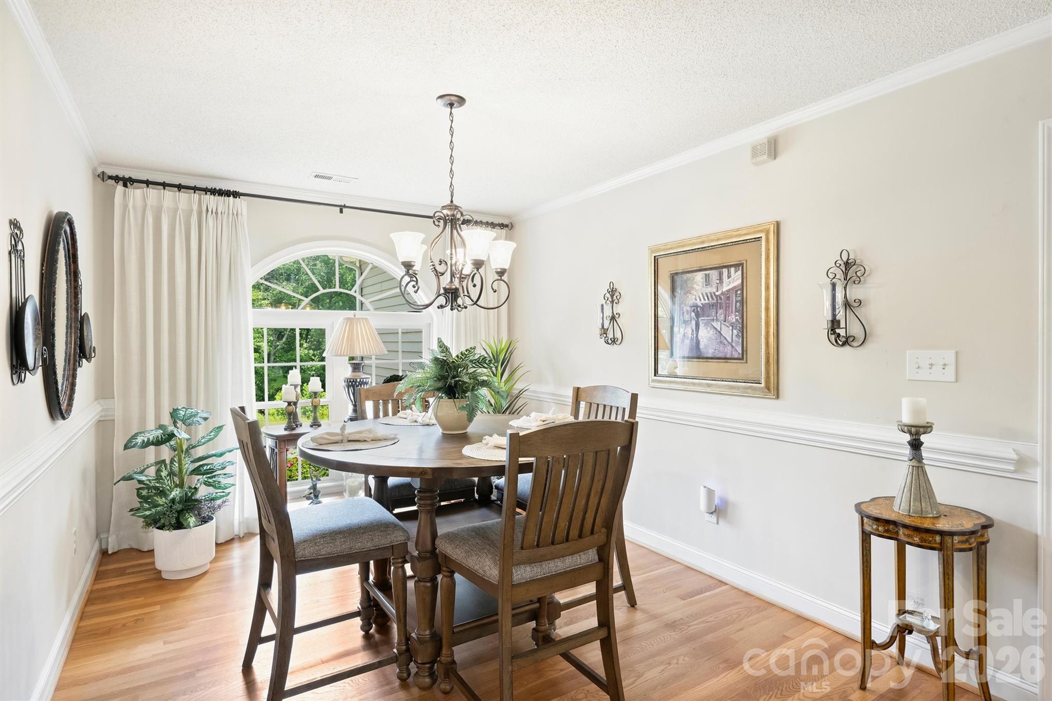 1302 Laurel Woods Drive — Gastonia