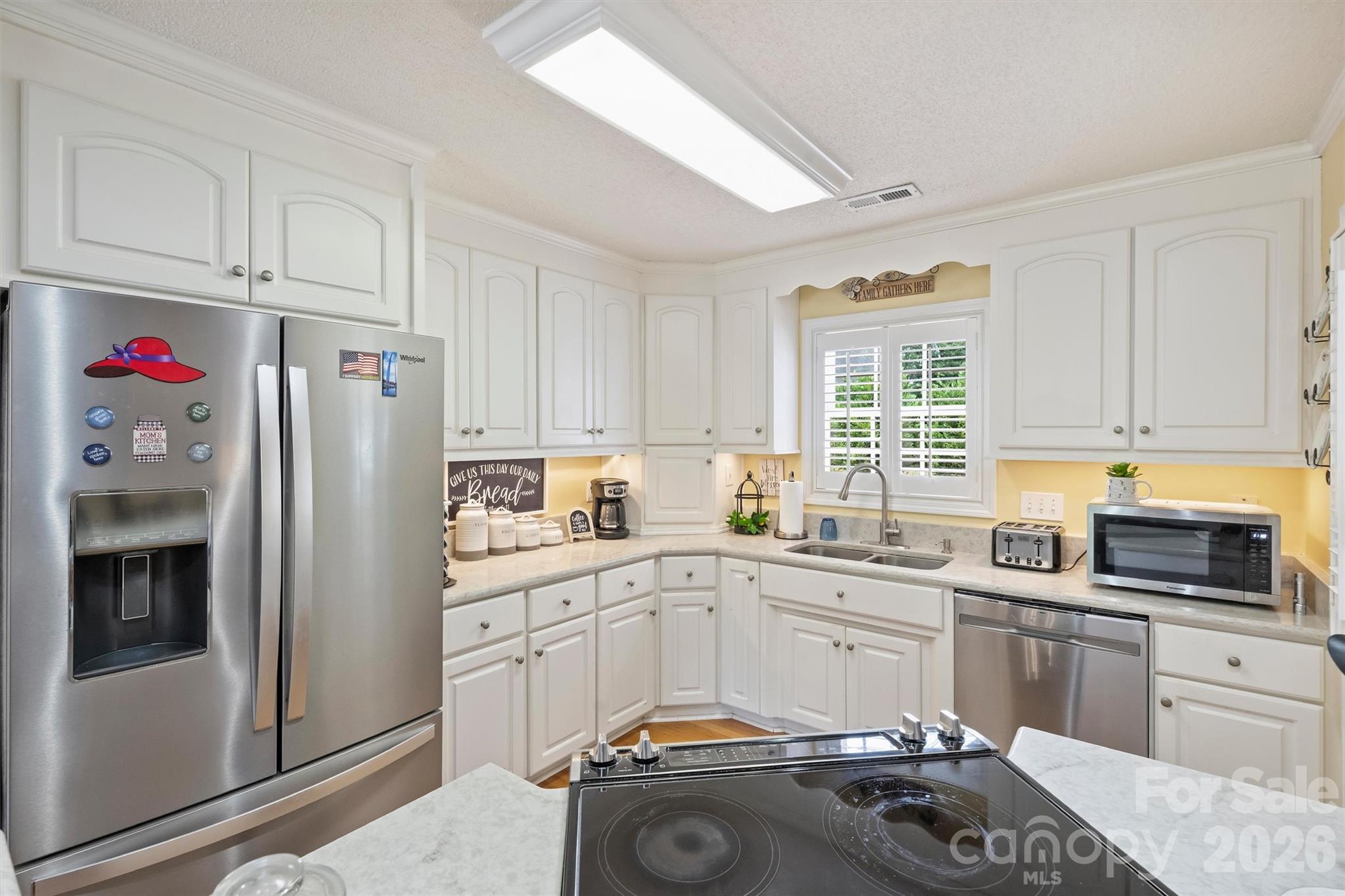 1302 Laurel Woods Drive — Gastonia