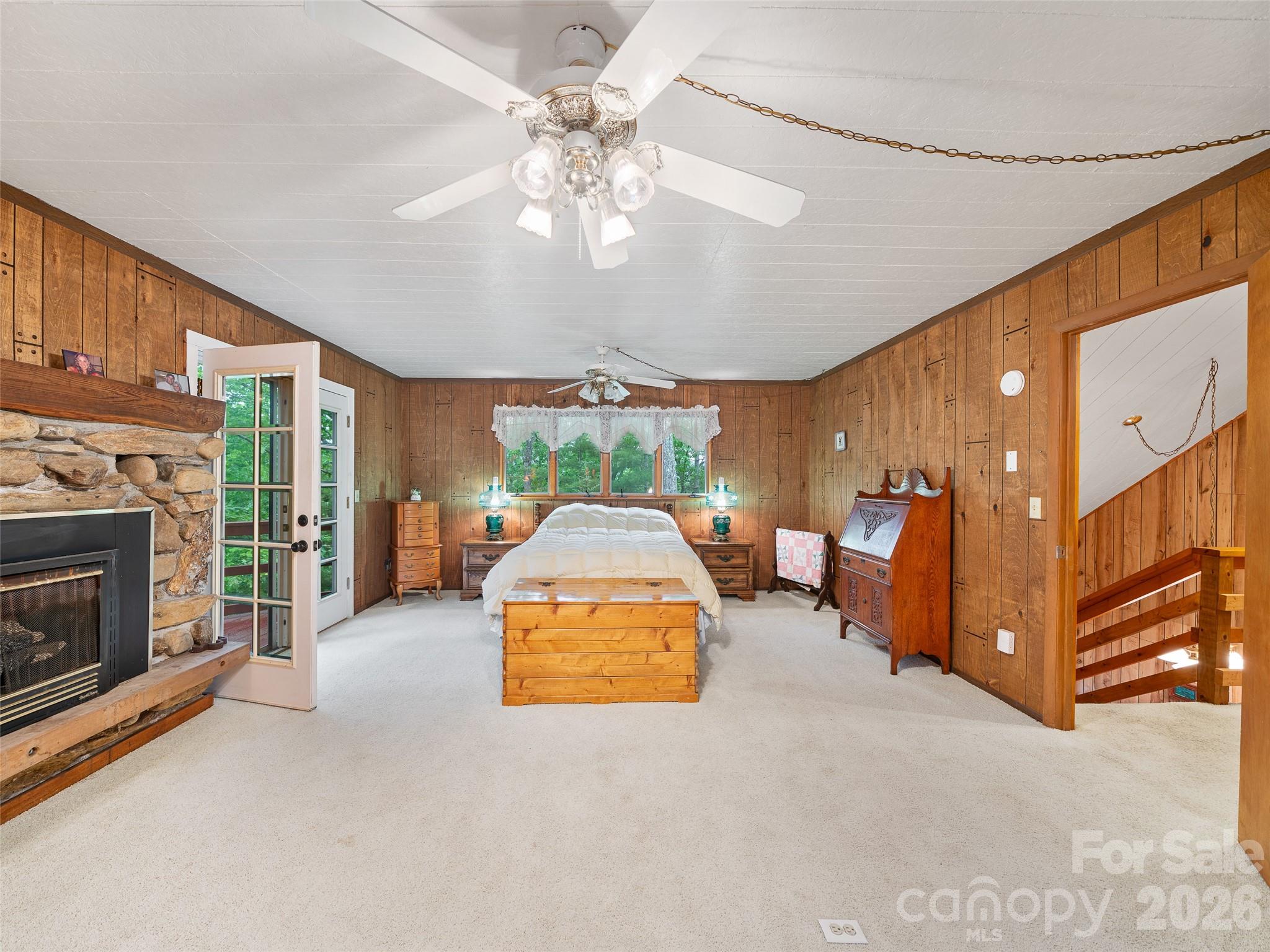 820 Wild Rose Lane — Burnsville