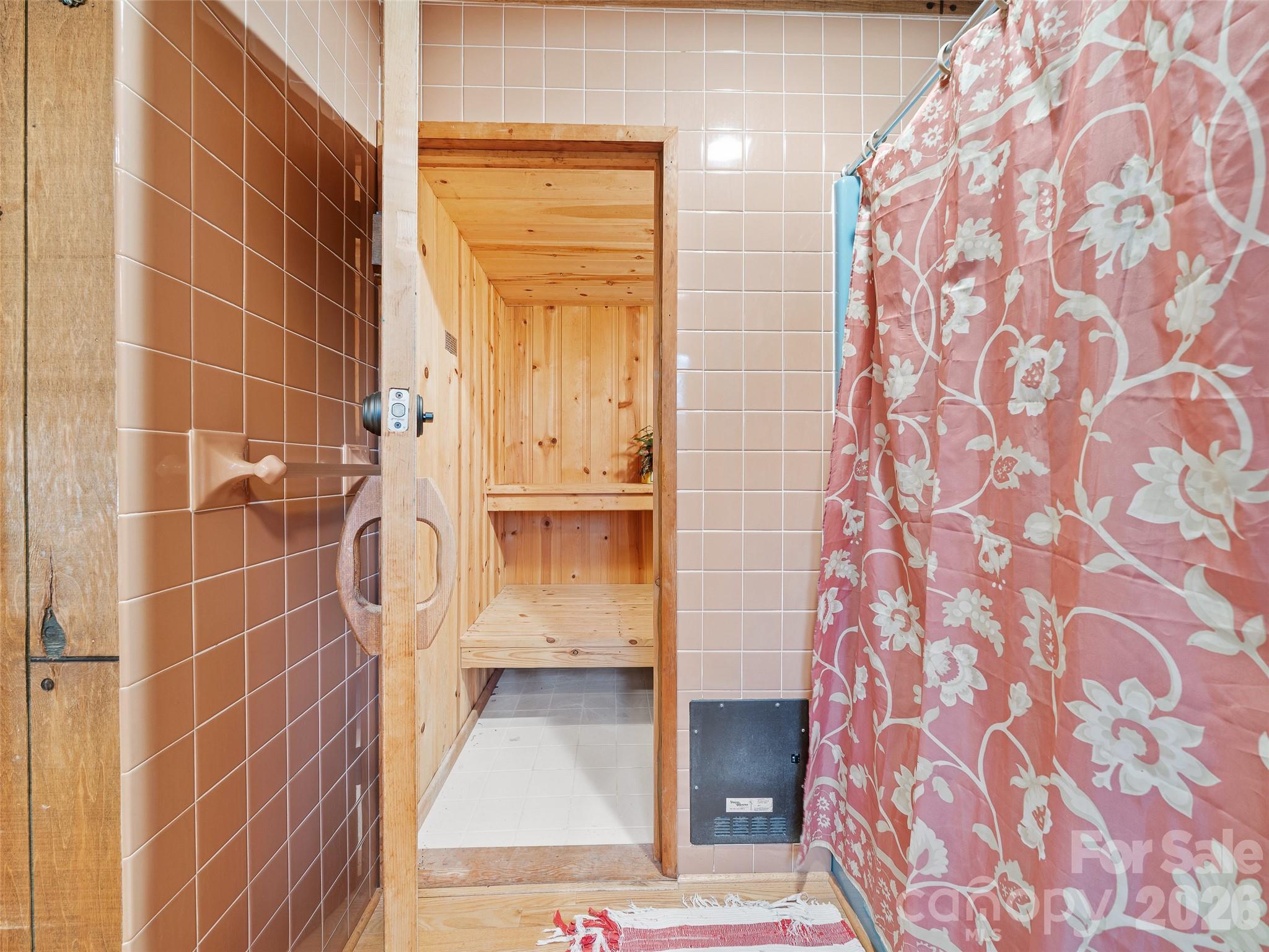 820 Wild Rose Lane — Burnsville