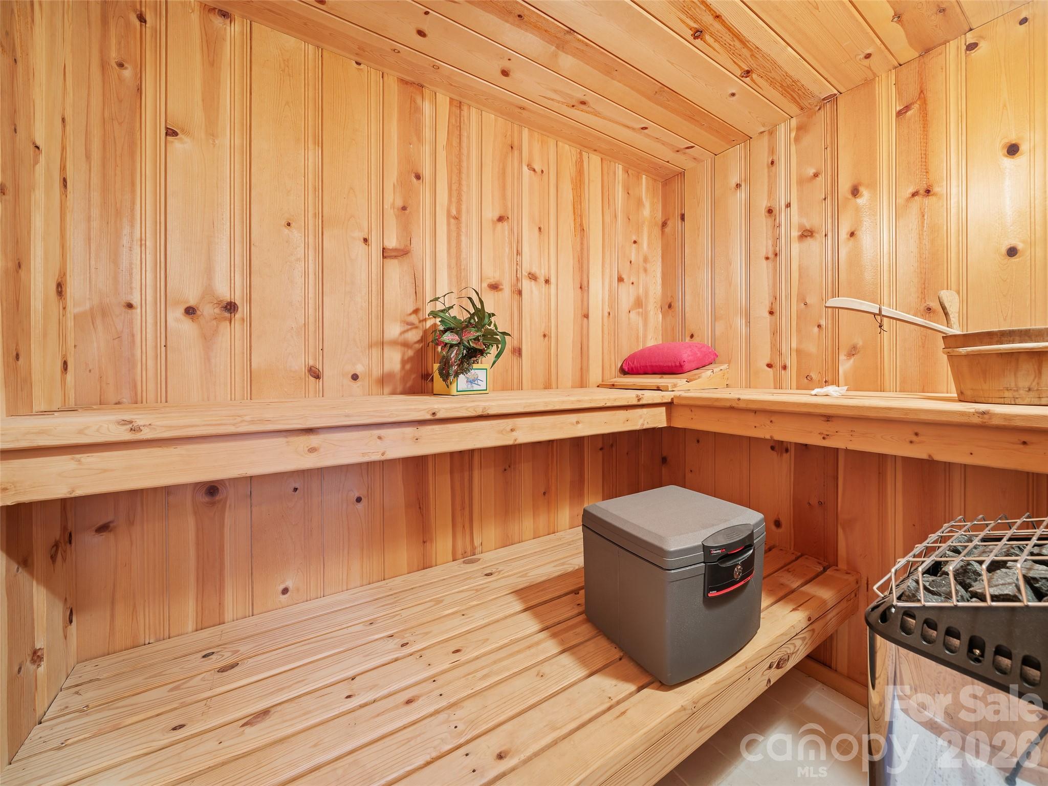 820 Wild Rose Lane — Burnsville