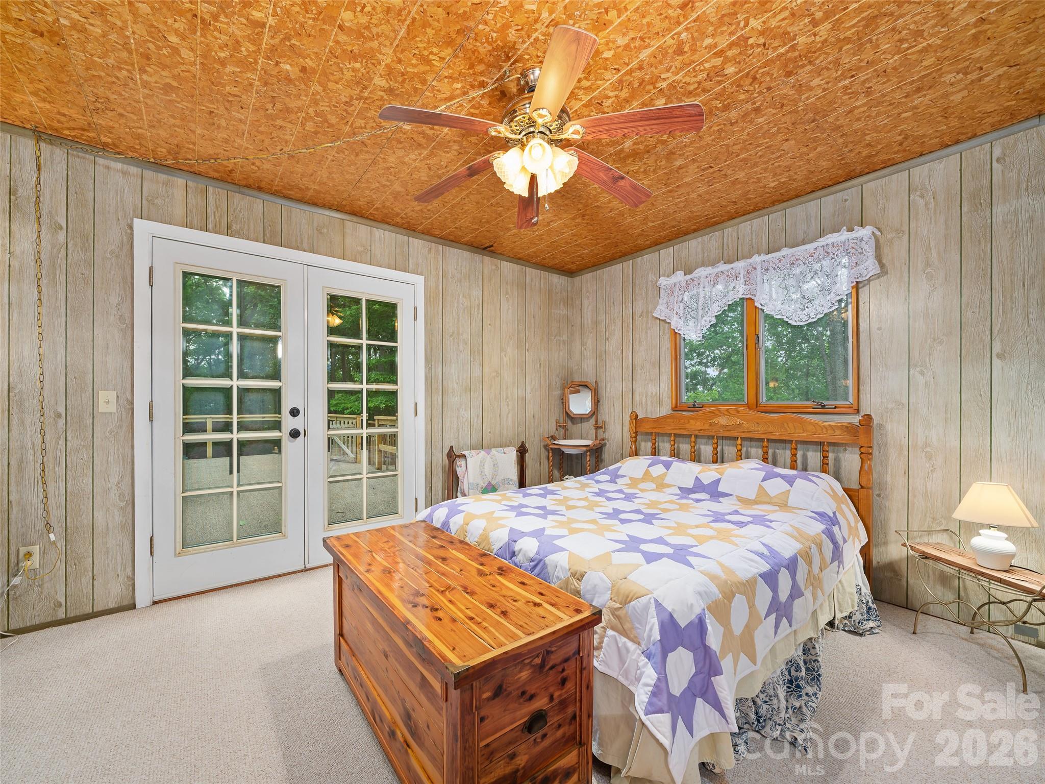 820 Wild Rose Lane — Burnsville