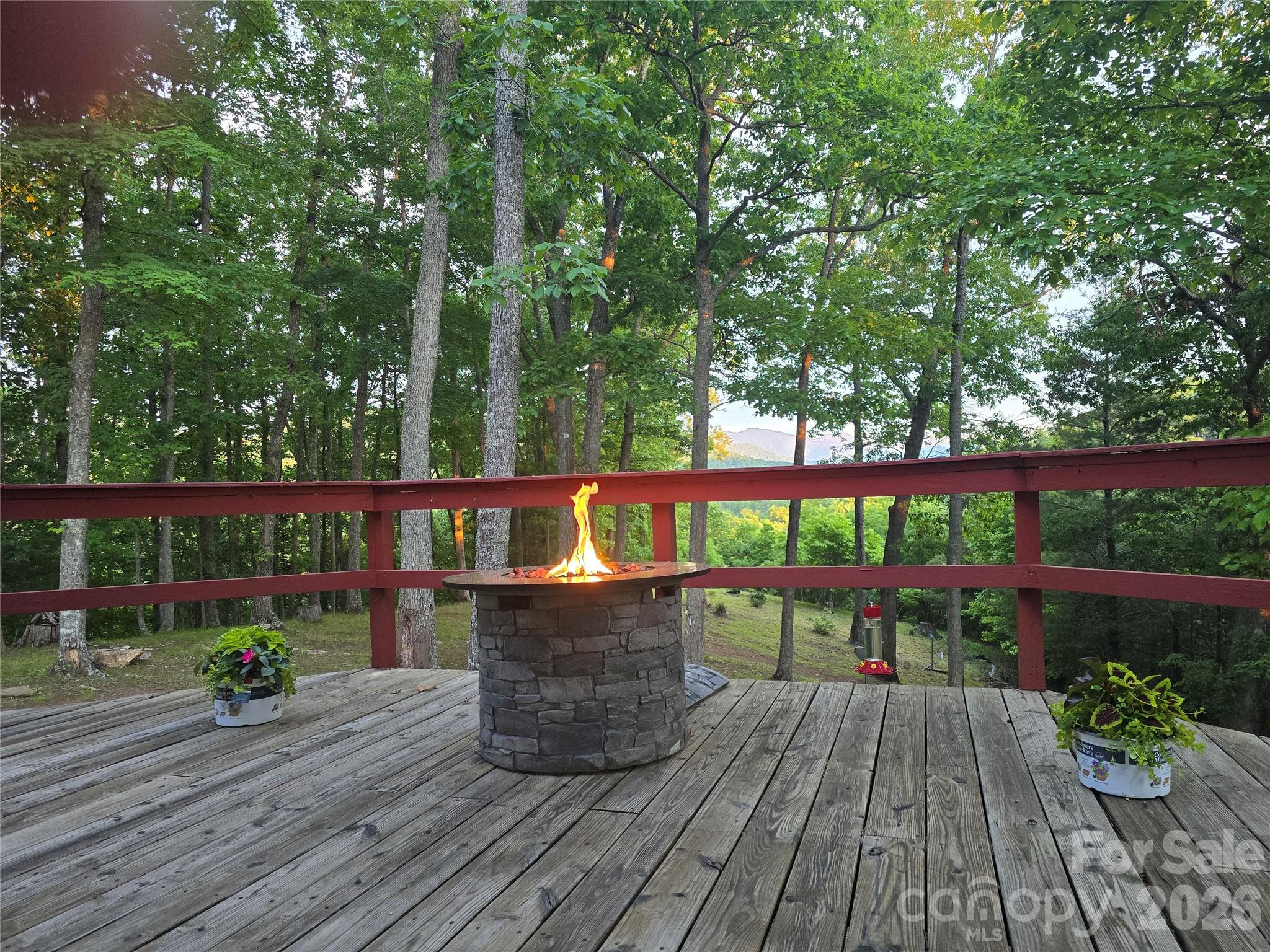 820 Wild Rose Lane — Burnsville