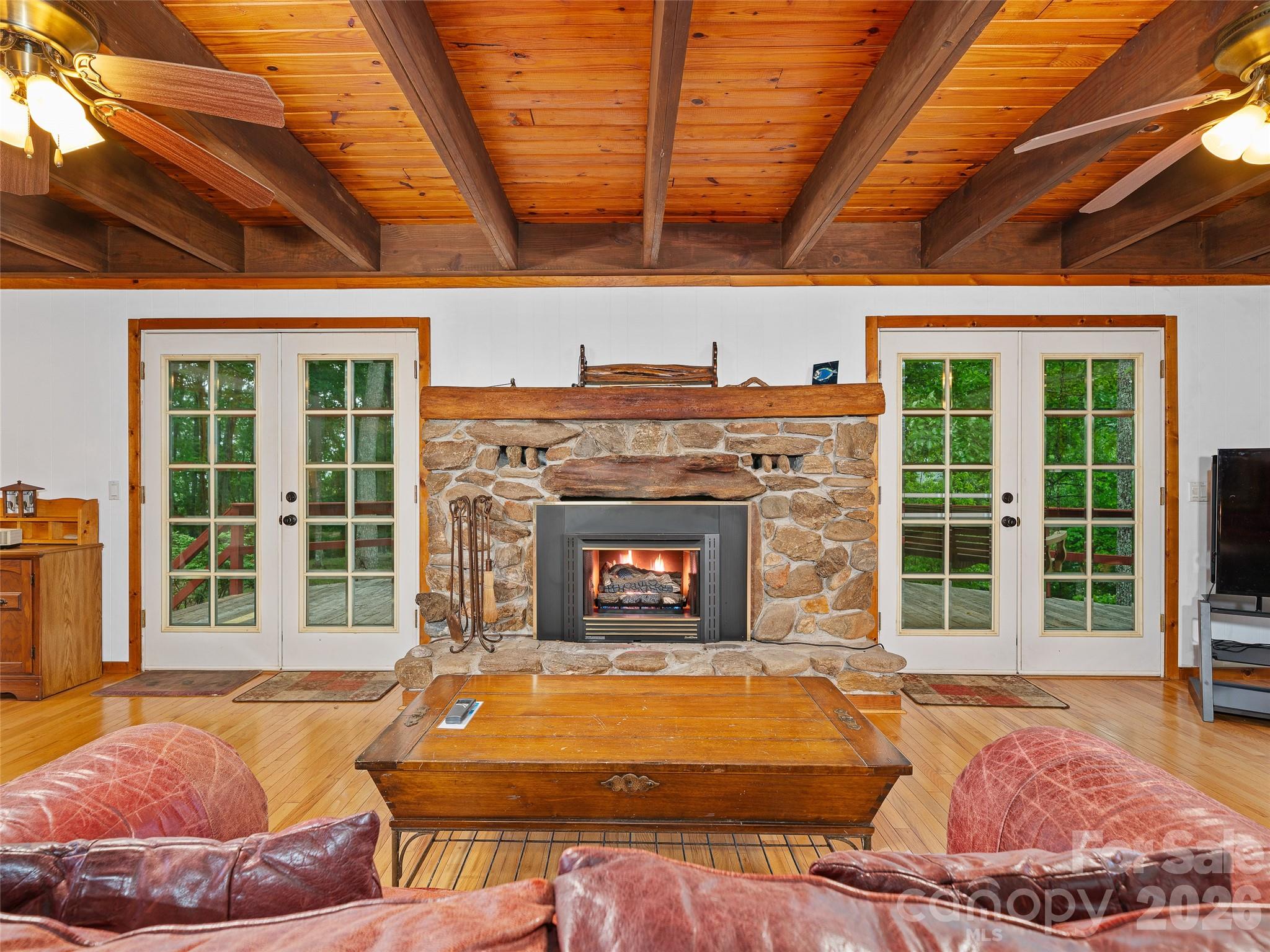 820 Wild Rose Lane — Burnsville