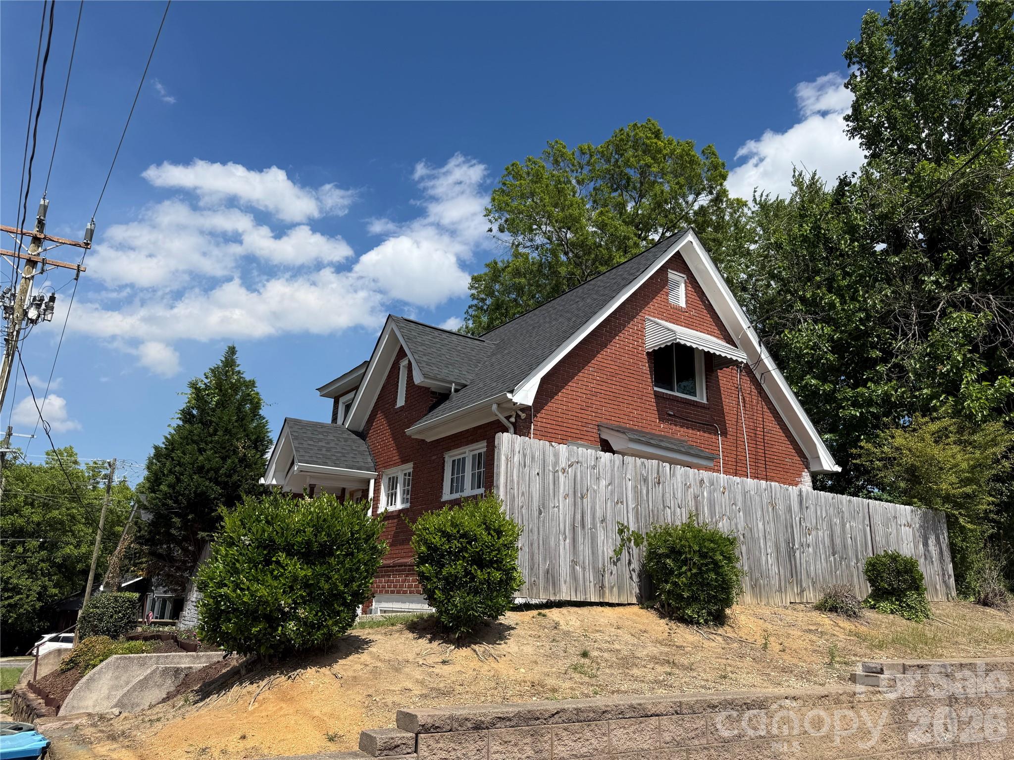 125 N Caldwell Street — Salisbury