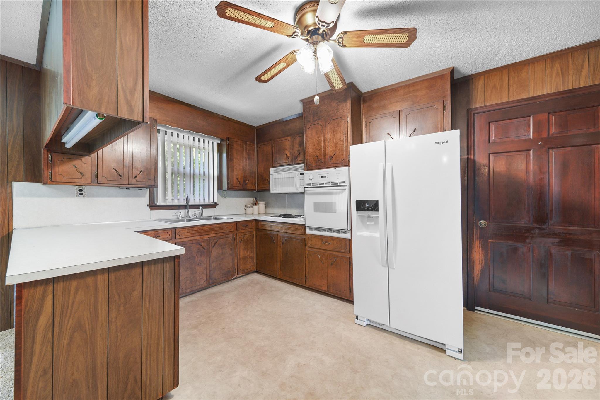 708 Mocksville Highway — Statesville