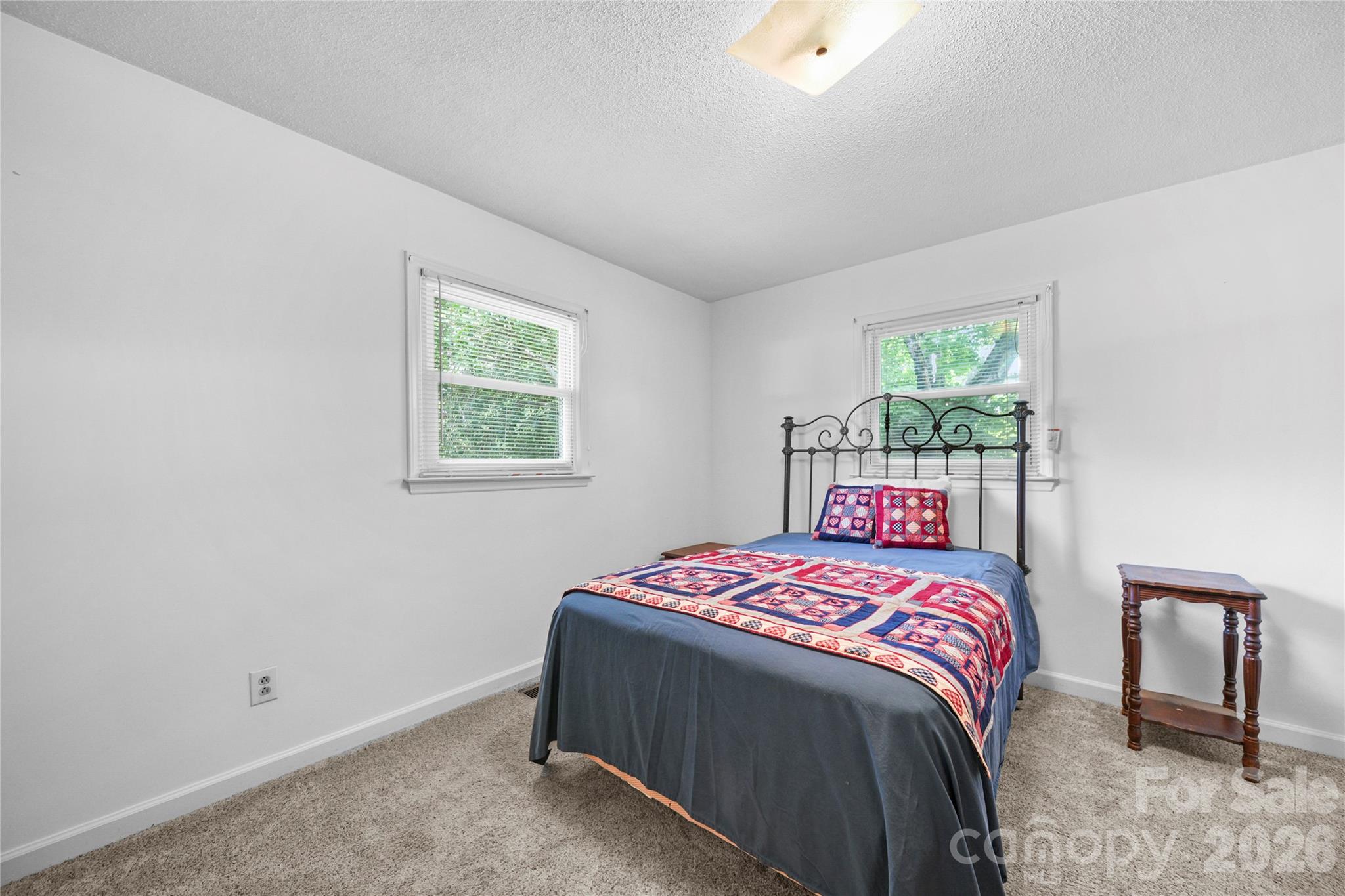708 Mocksville Highway — Statesville