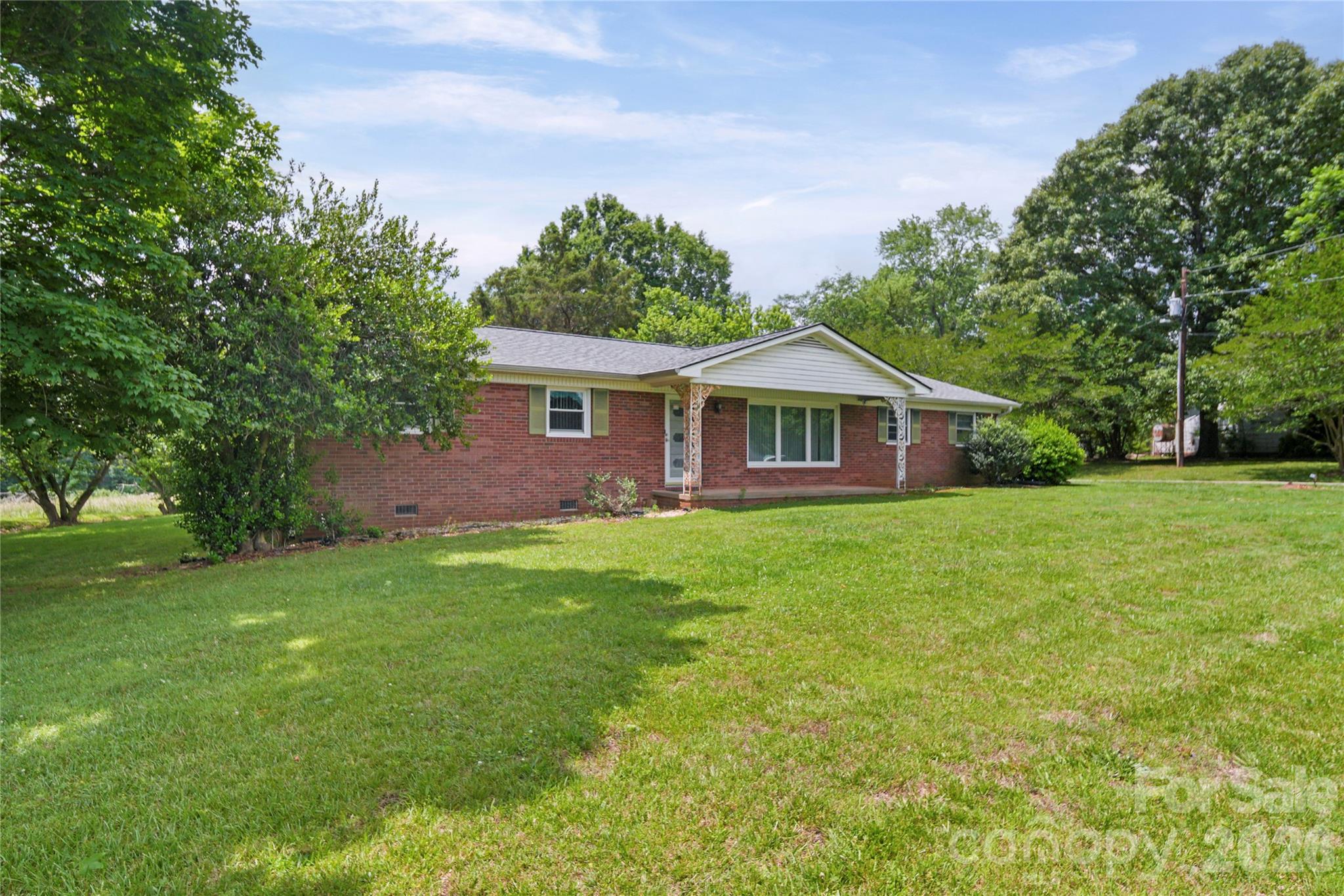 708 Mocksville Highway — Statesville