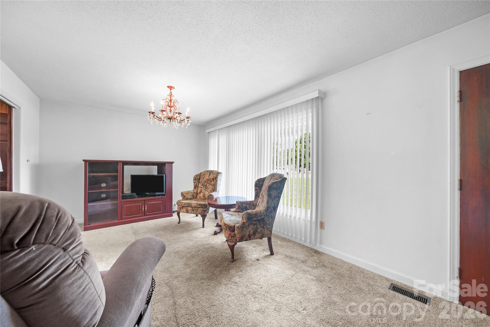 708 Mocksville Highway — Statesville