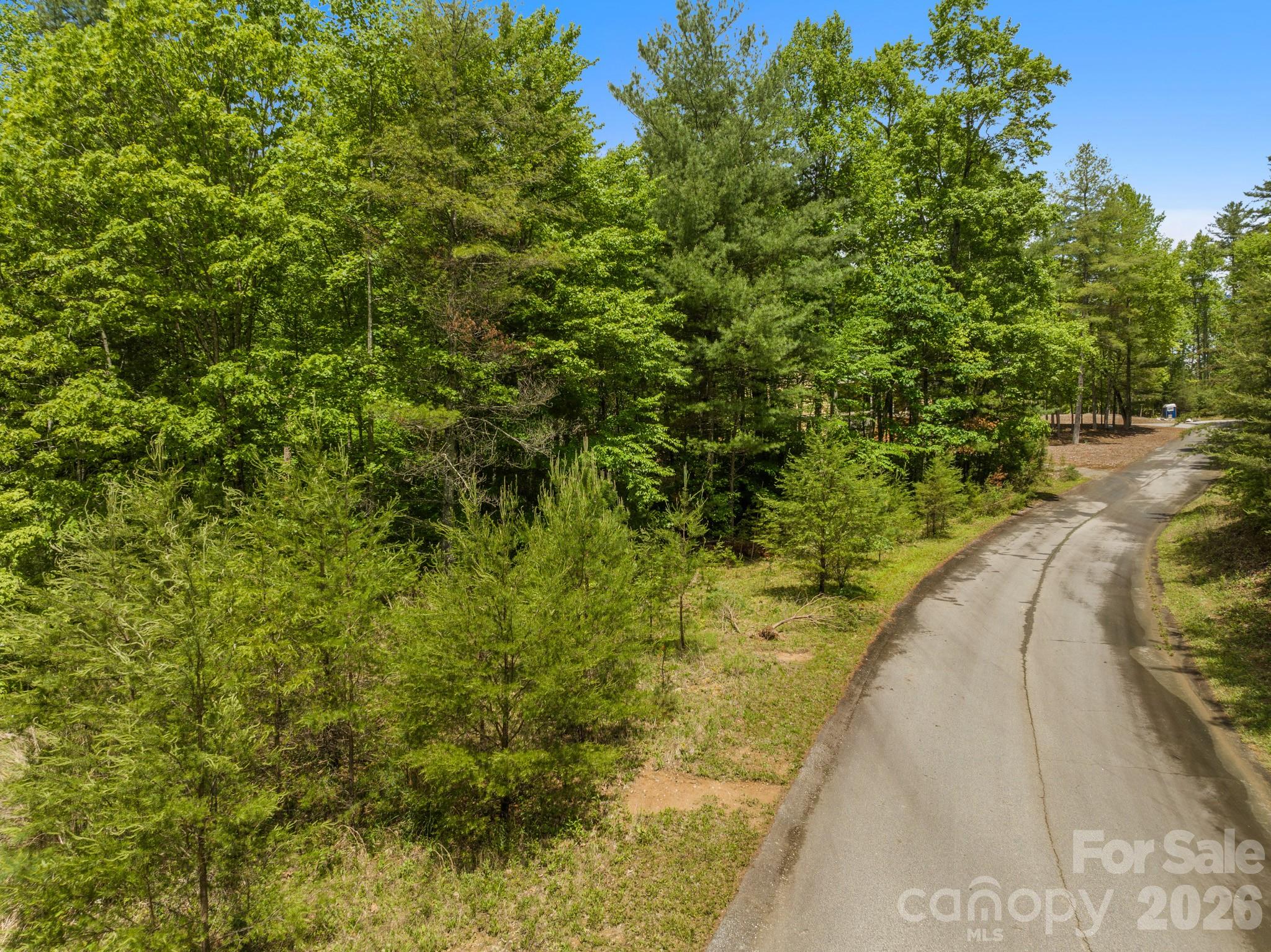 Lot #28 Awi Trail — Hendersonville