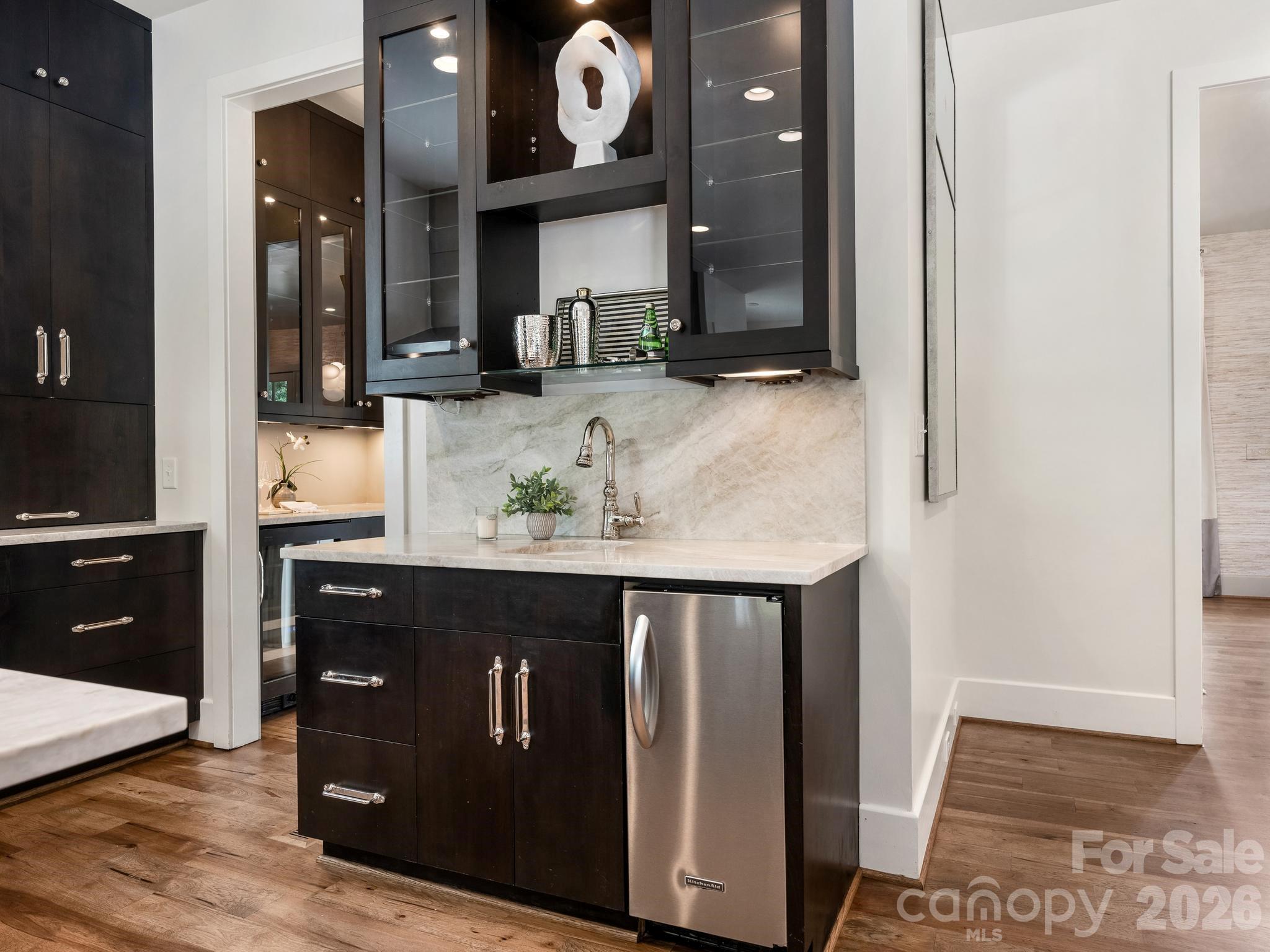300 Plantation Place — Charlotte
