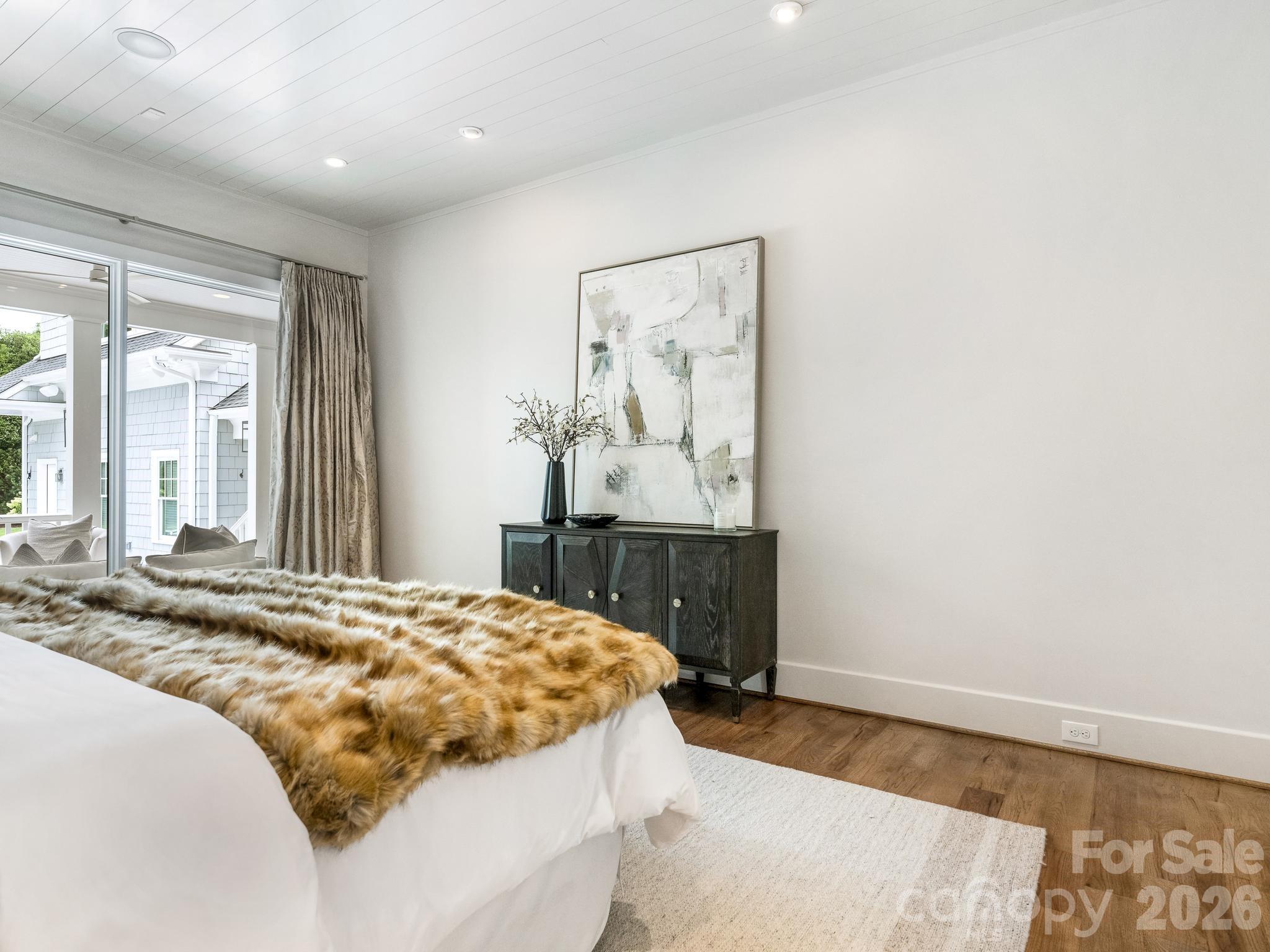 300 Plantation Place — Charlotte