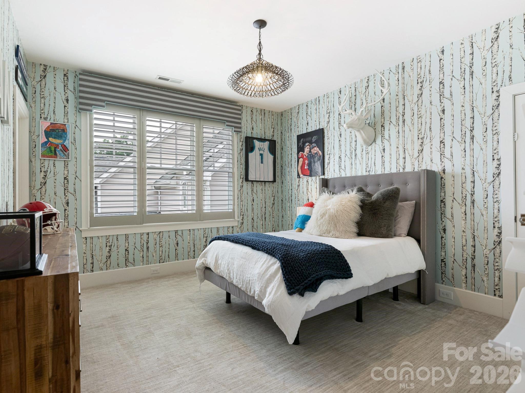 300 Plantation Place — Charlotte